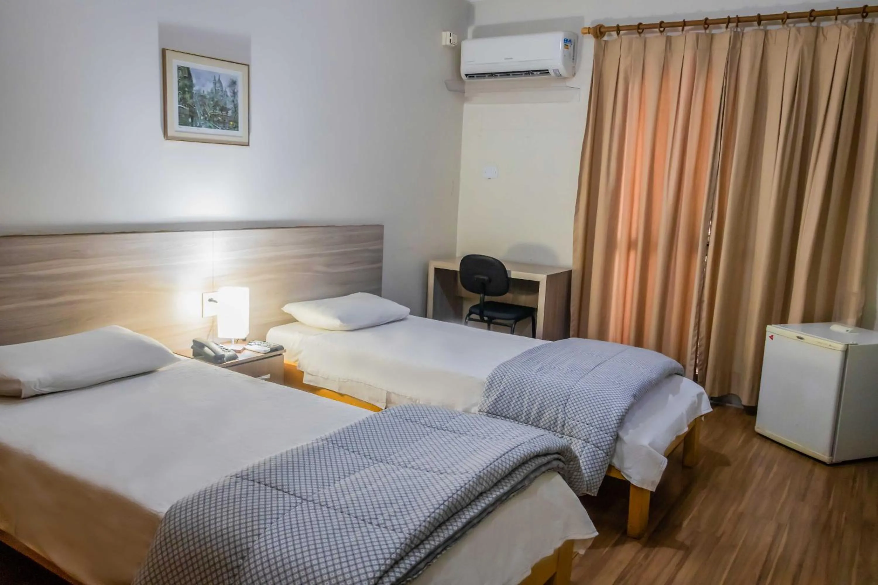 Photo of the whole room, Bed in Hotel Portucali