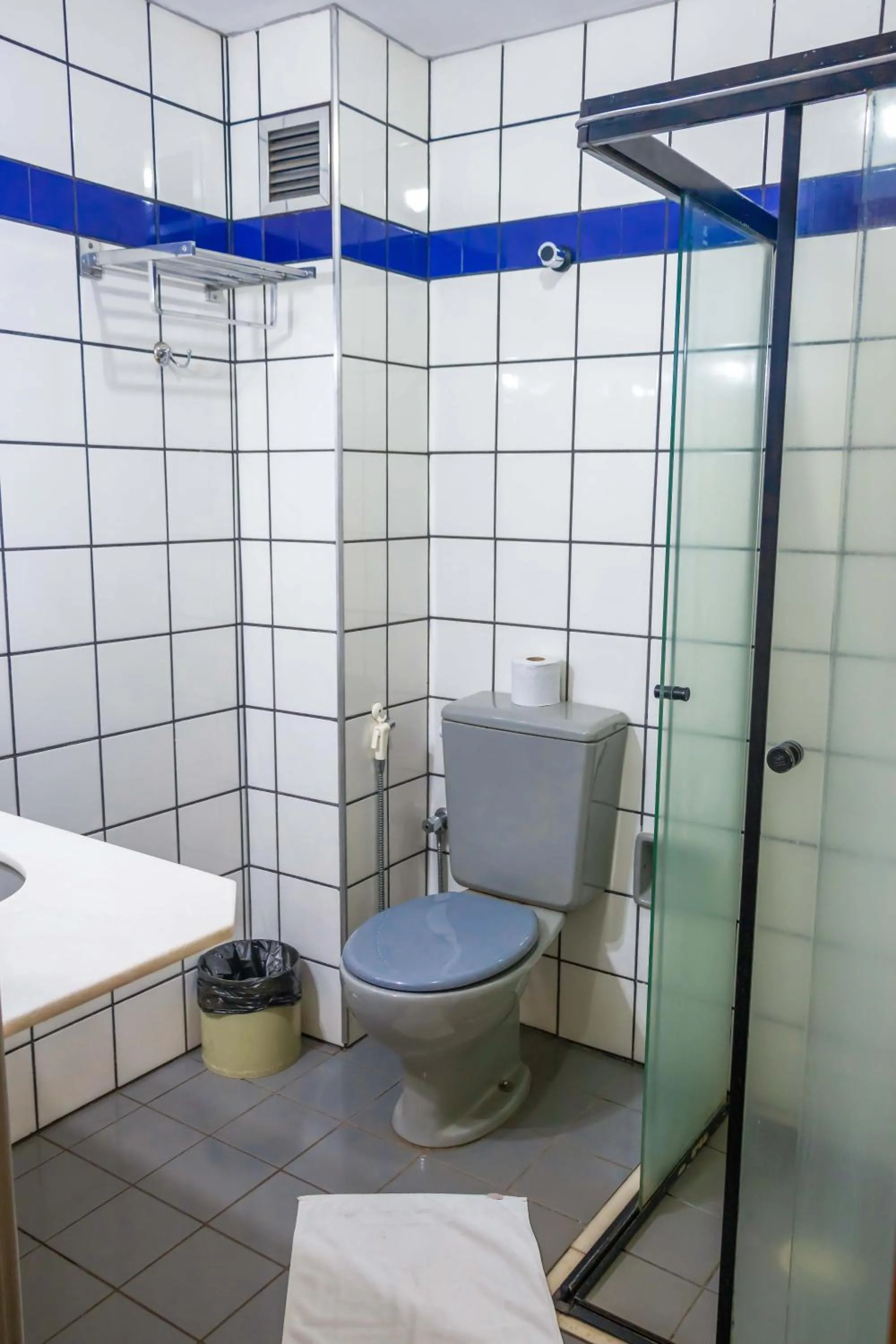 Bathroom in Hotel Portucali
