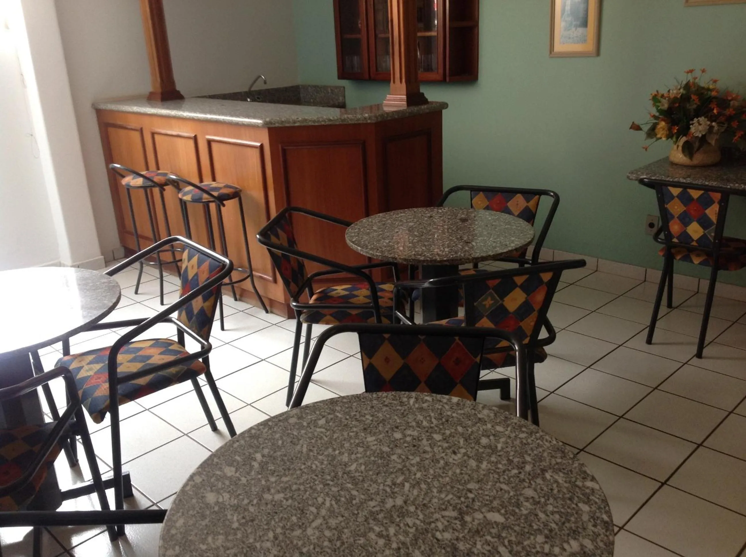 Lounge or bar in Hotel Portucali
