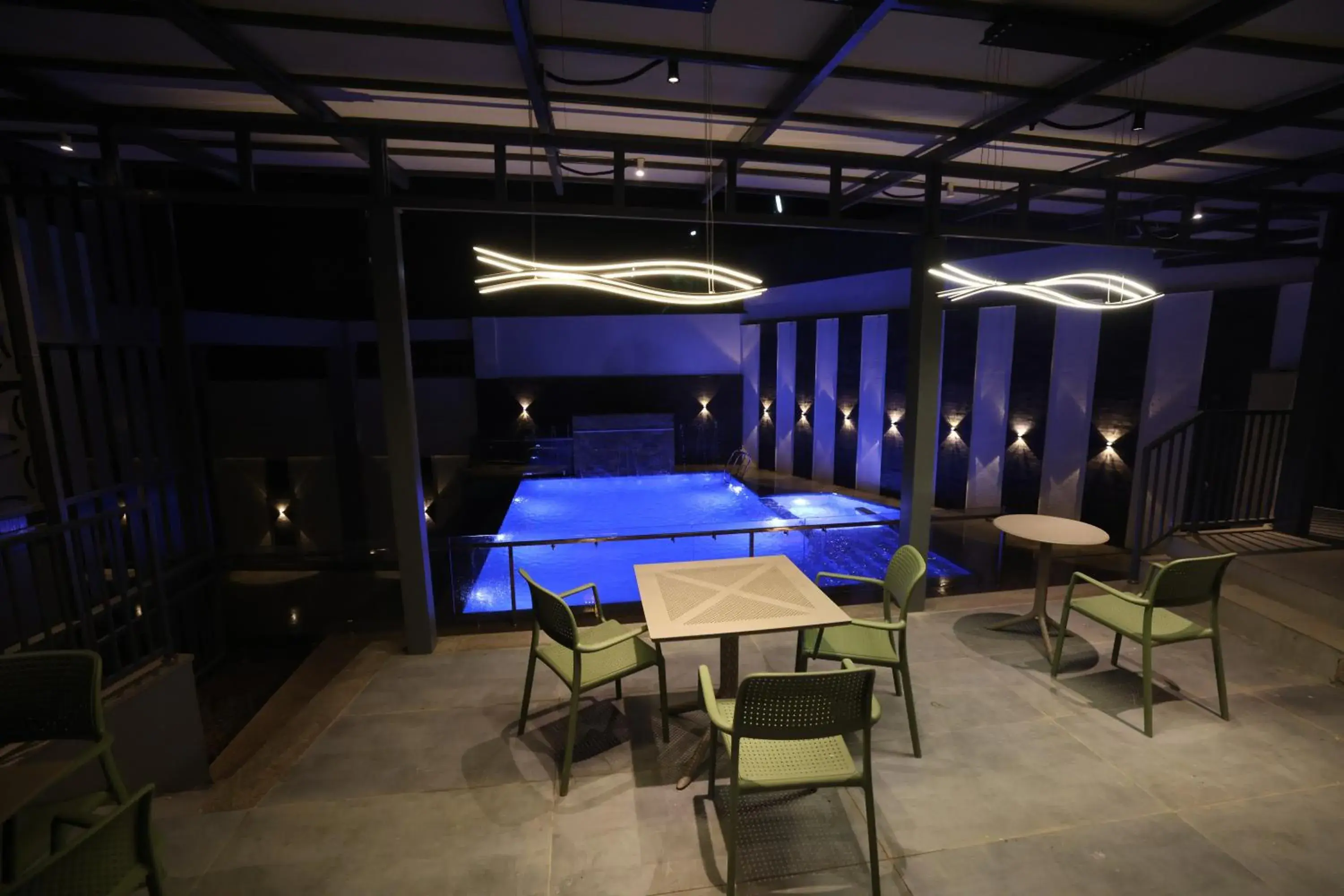 Swimming pool in AJ Grand Hotel Swimming pool in AJ Grand Hotel