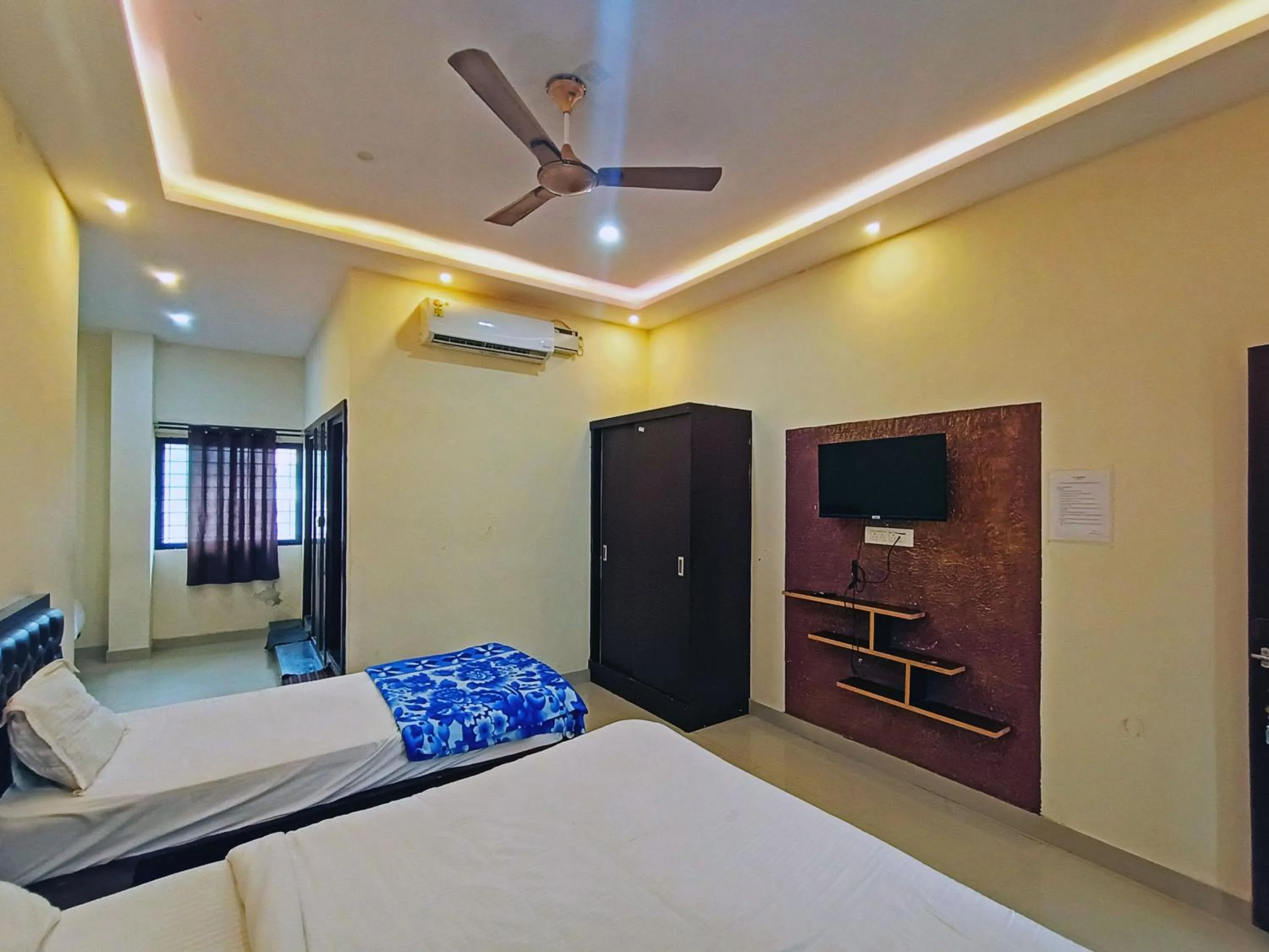 Bedroom, Bed in MG Residency