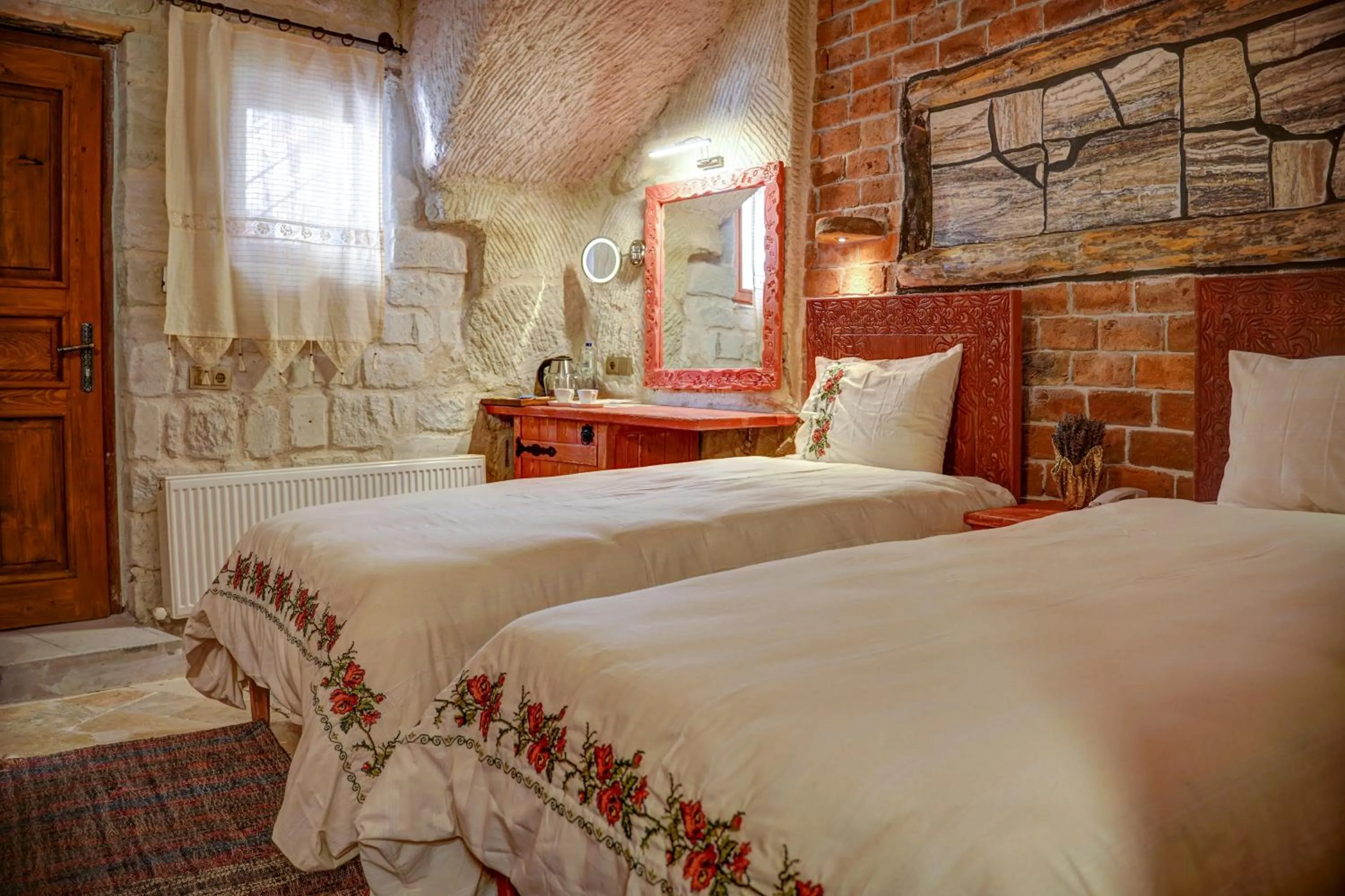 Bed in Aşk-ı Nare Cave Hotel Swimming Pool Hot & SPA