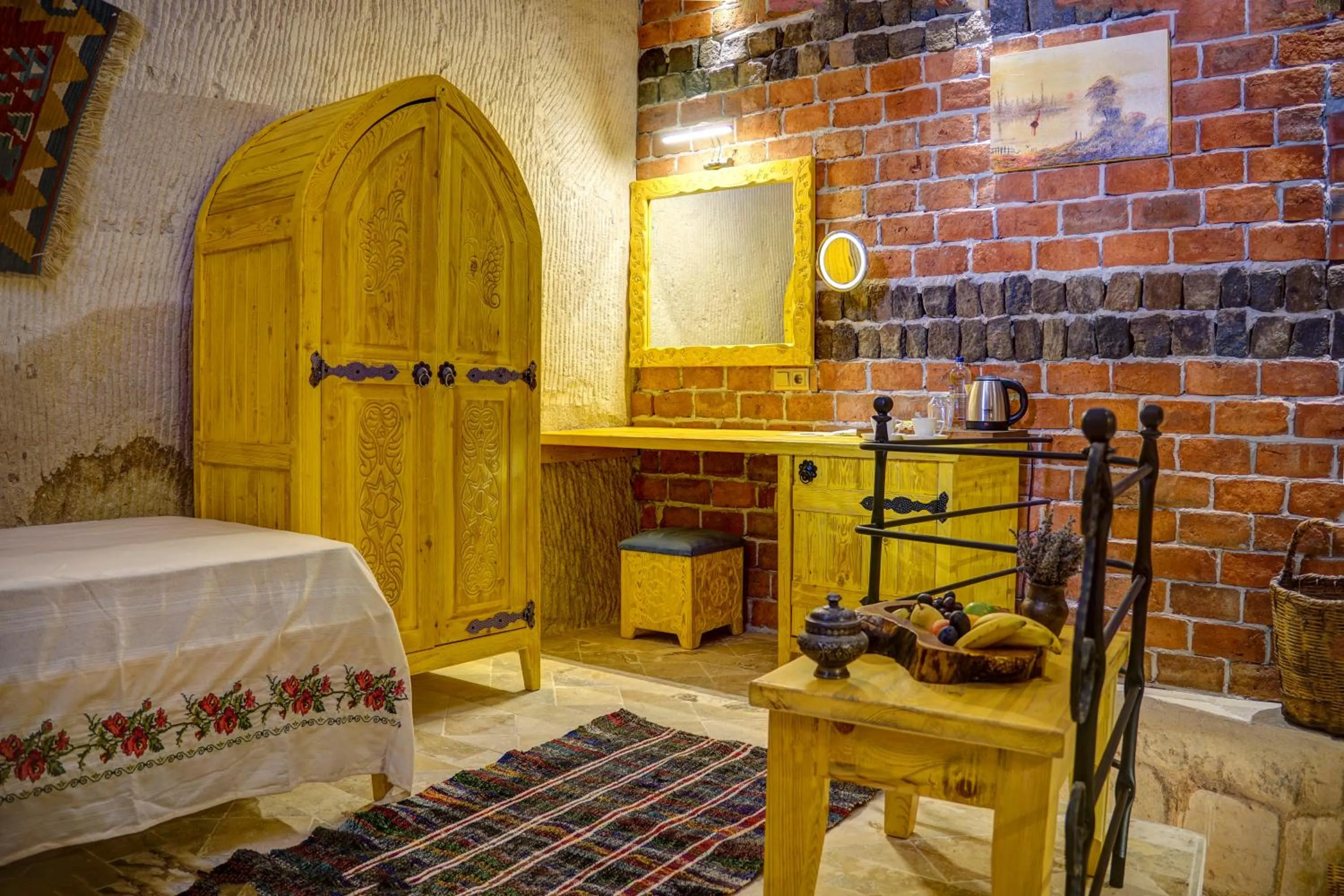 Living room, Bed in Aşk-ı Nare Cave Hotel Swimming Pool Hot & SPA