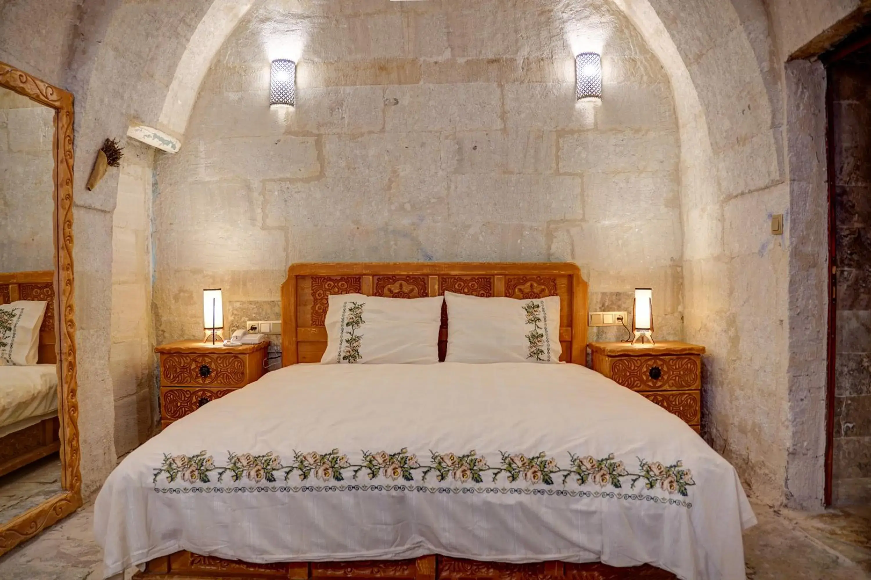 Bedroom, Bed in Aşk-ı Nare Cave Hotel Swimming Pool Hot & SPA Bedroom, Bed in Aşk-ı Nare Cave Hotel Swimming Pool Hot & SPA