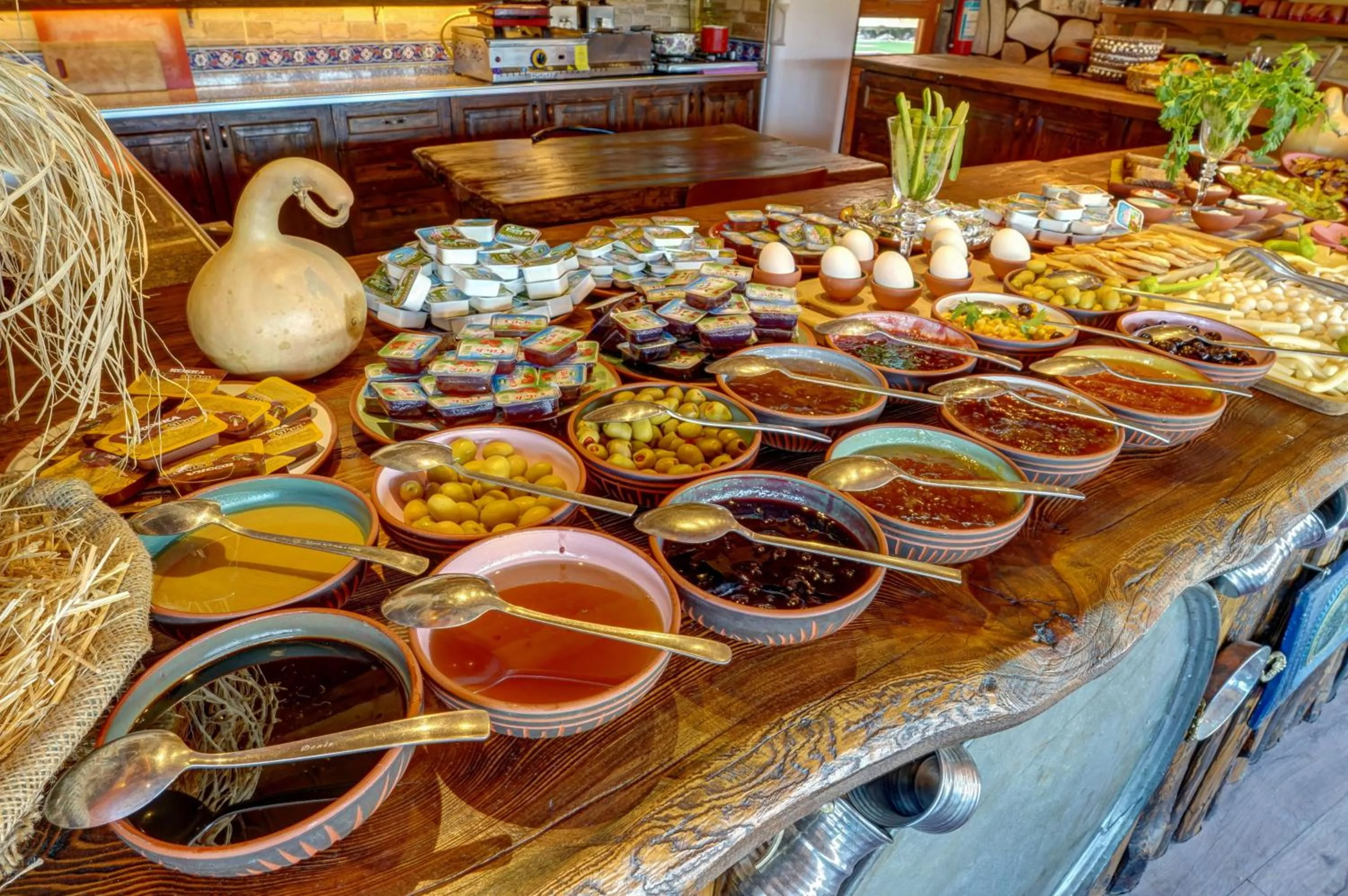 Breakfast in Aşk-ı Nare Cave Hotel Swimming Pool Hot & SPA