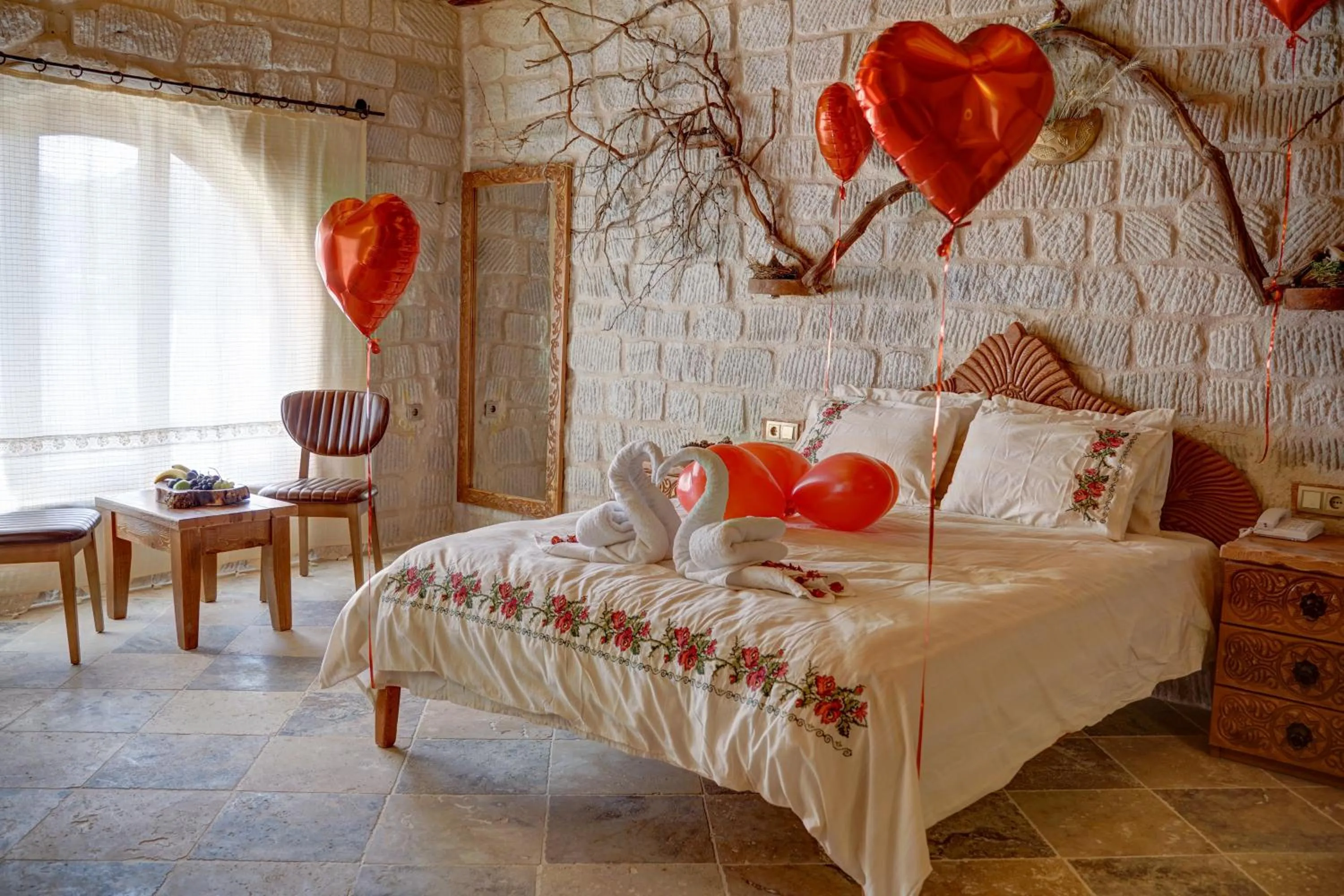 Seating area, Bed in Aşk-ı Nare Cave Hotel Swimming Pool Hot & SPA