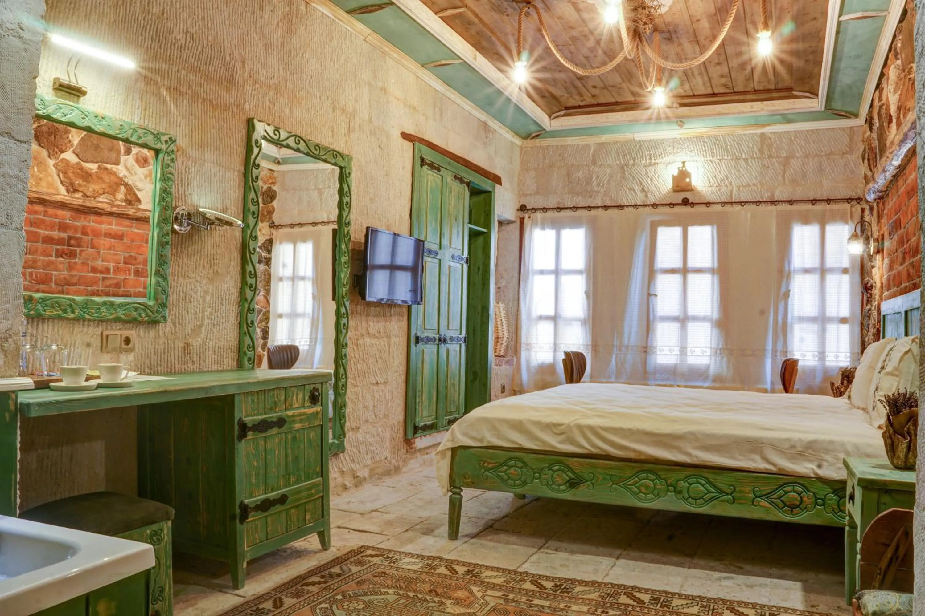 Photo of the whole room, Bed in Aşk-ı Nare Cave Hotel Swimming Pool Hot & SPA