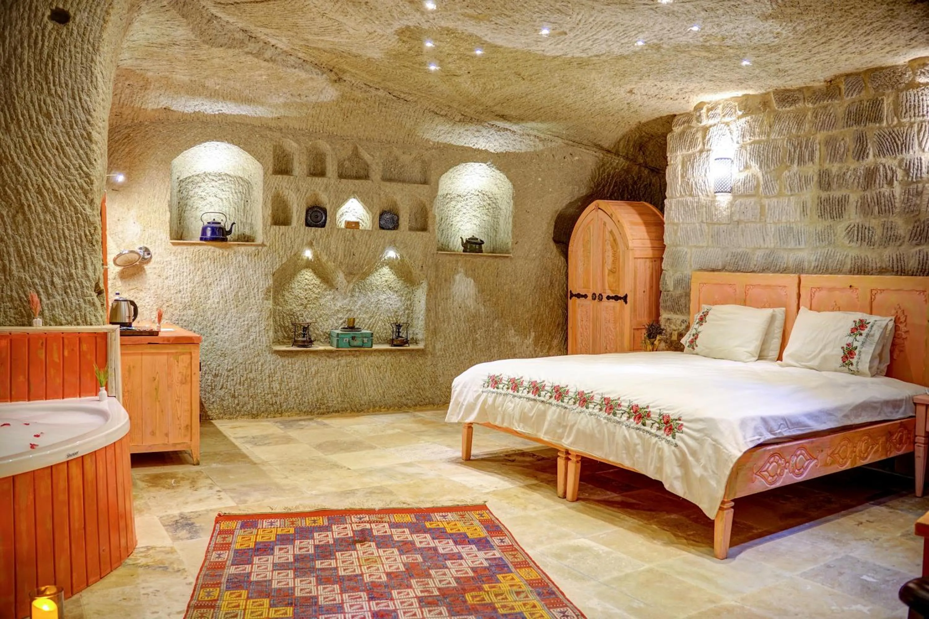 Photo of the whole room, Bed in Aşk-ı Nare Cave Hotel Swimming Pool Hot & SPA