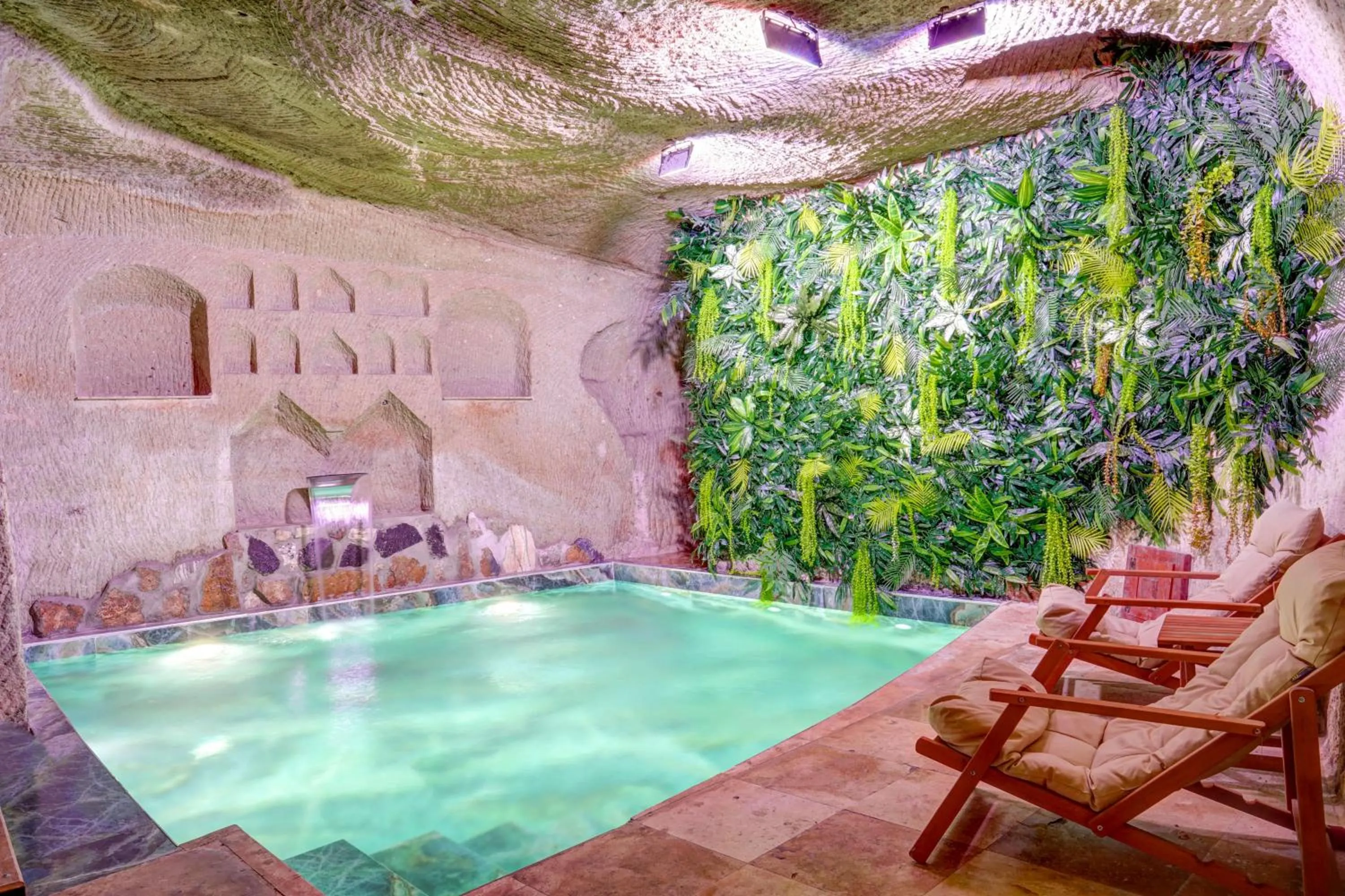 Swimming pool in Aşk-ı Nare Cave Hotel Swimming Pool Hot & SPA