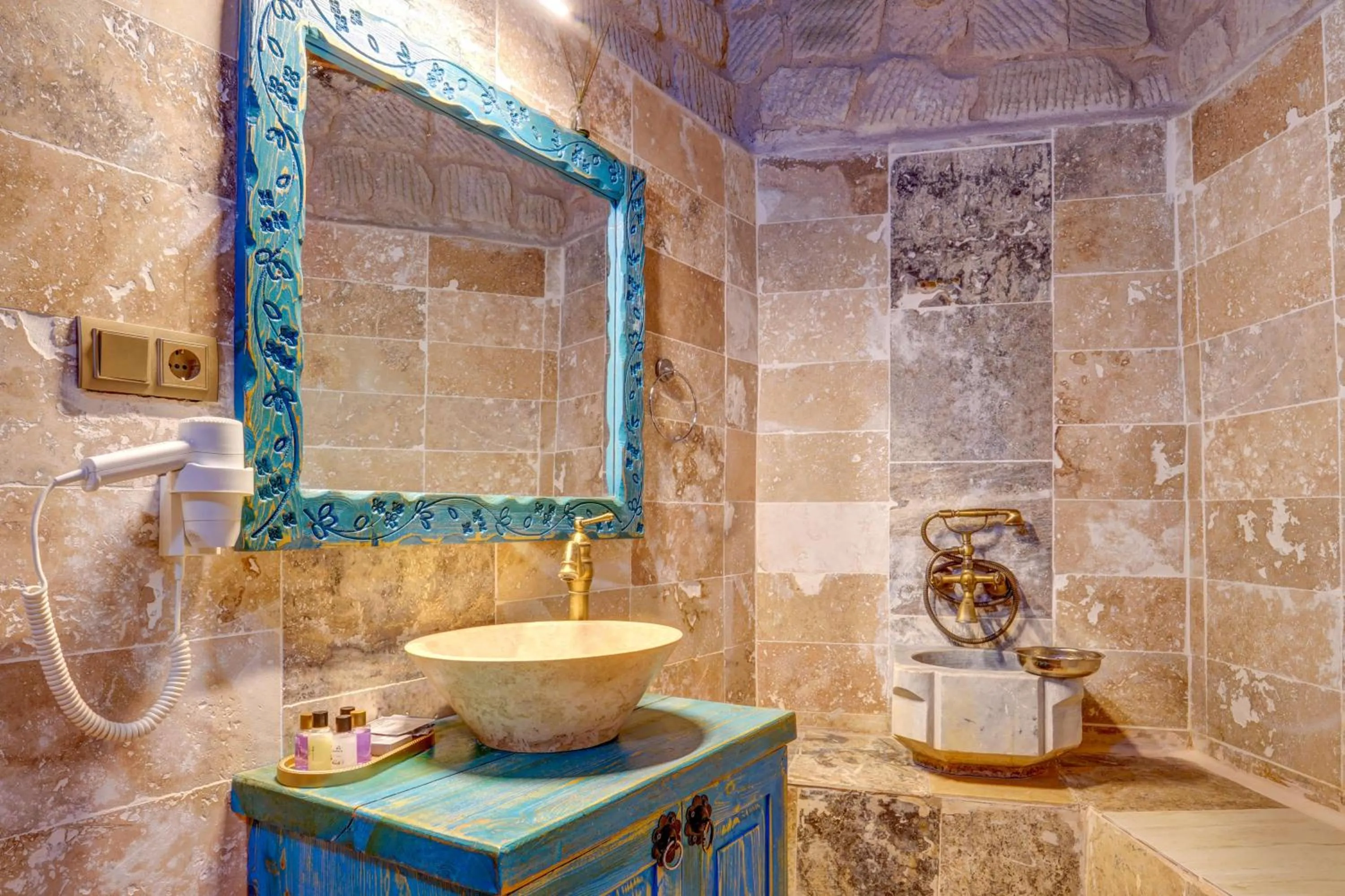 Bathroom in Aşk-ı Nare Cave Hotel Swimming Pool Hot & SPA