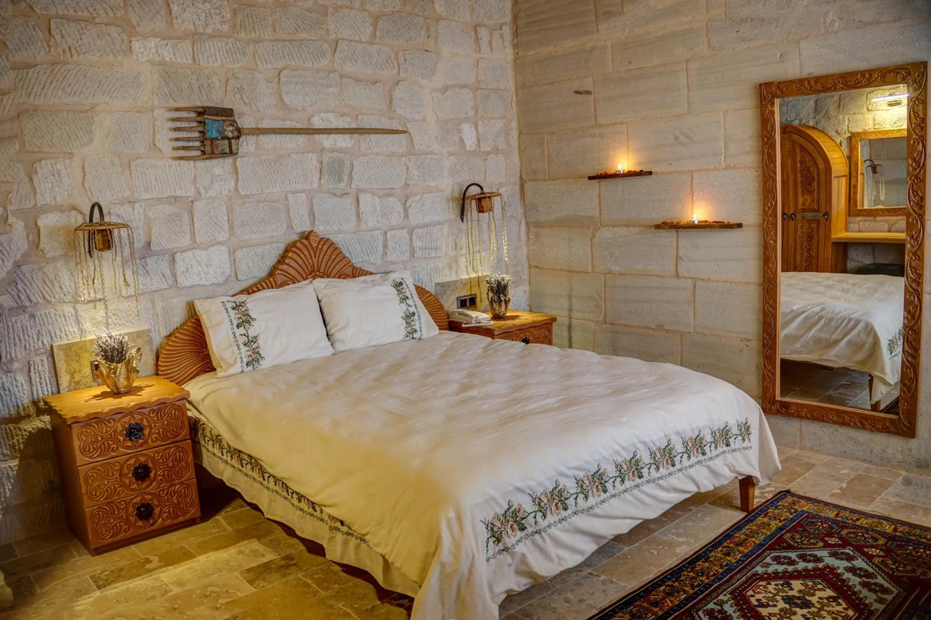 Photo of the whole room, Bed in Aşk-ı Nare Cave Hotel Swimming Pool Hot & SPA