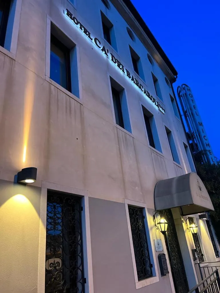 Property building in Cà Dei Barcaroli