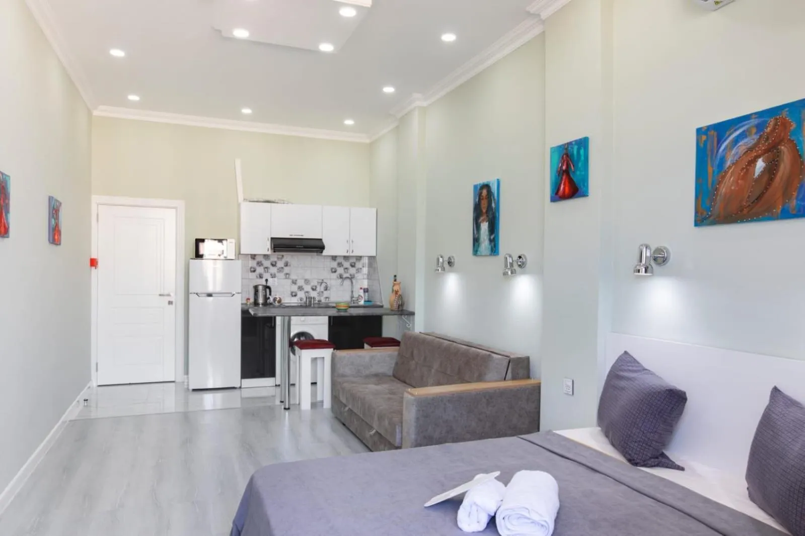 Kitchen or kitchenette in Leyla Apartments 2