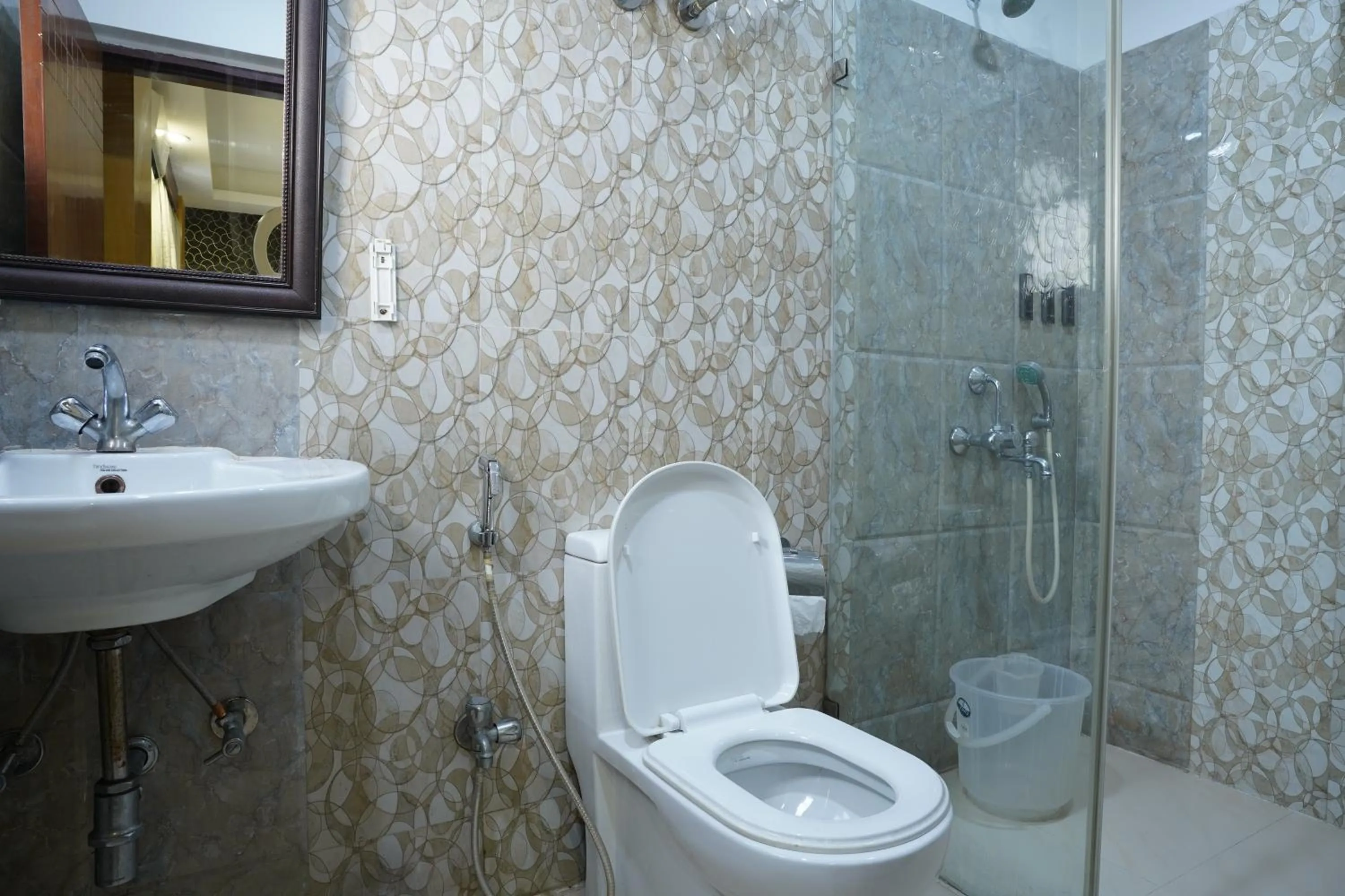 Bathroom in Hotel Emirates