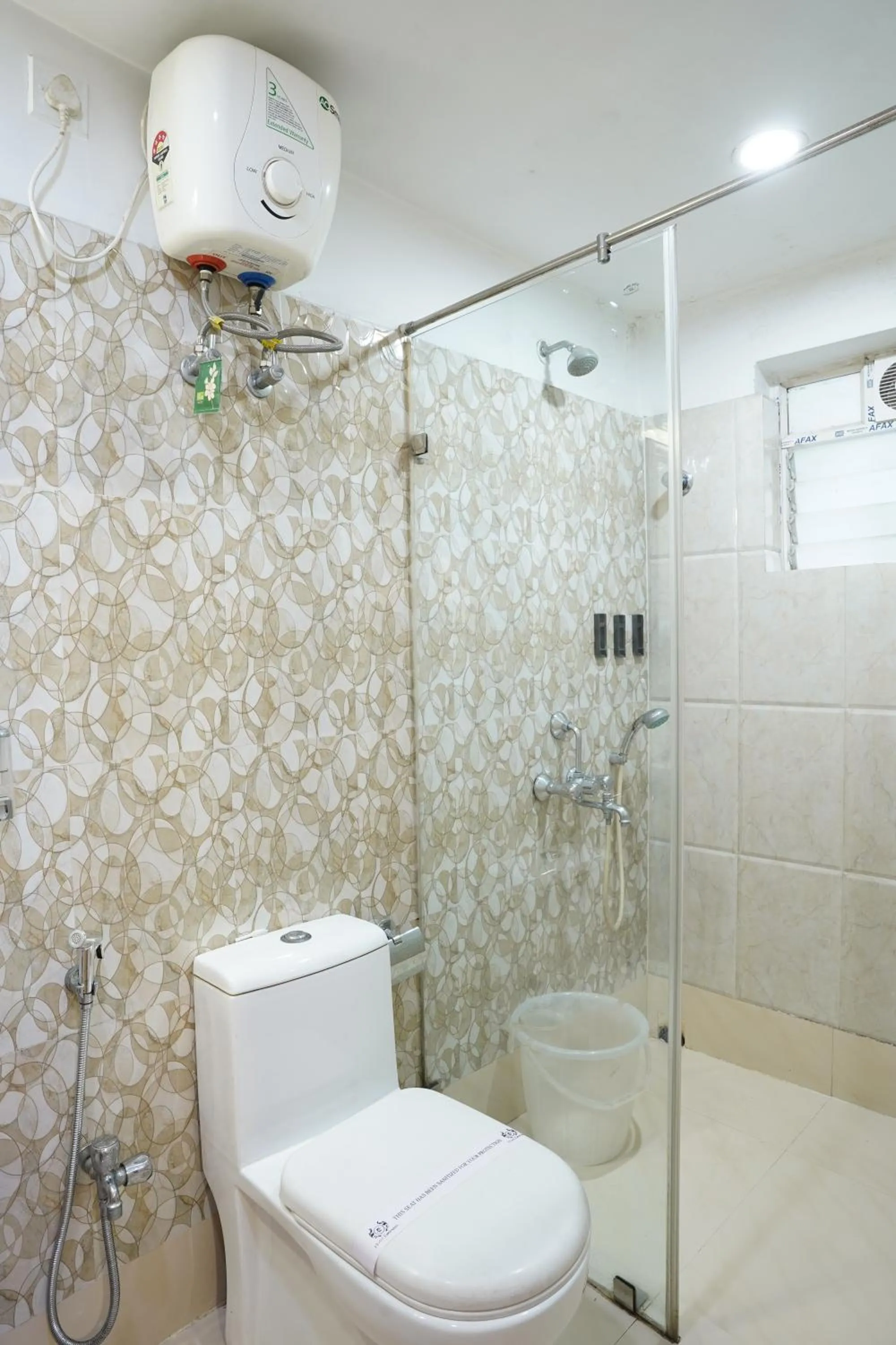 Bathroom in Hotel Emirates