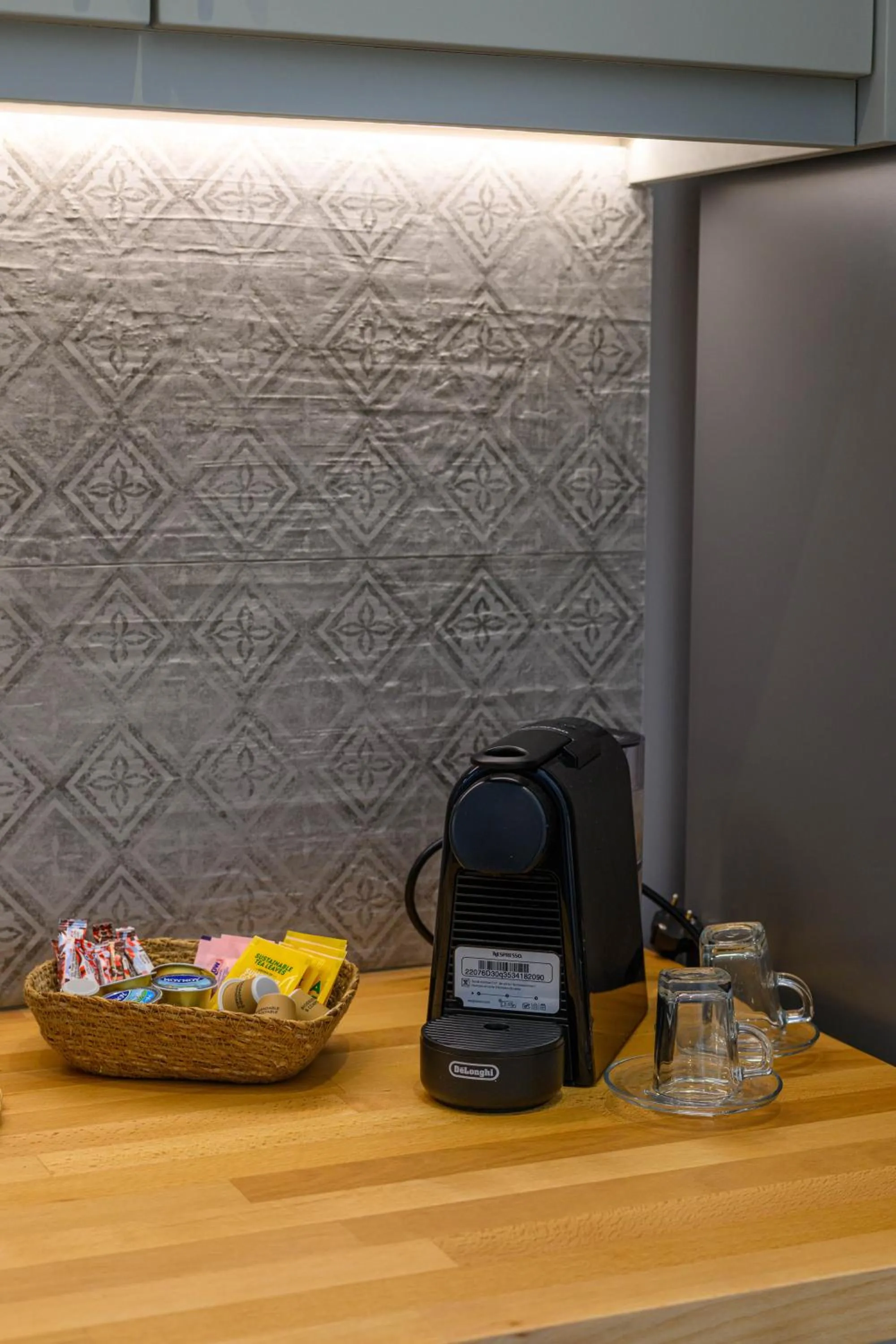 Kannas Mani Luxury Suites -Adults Friendly 14 Plus