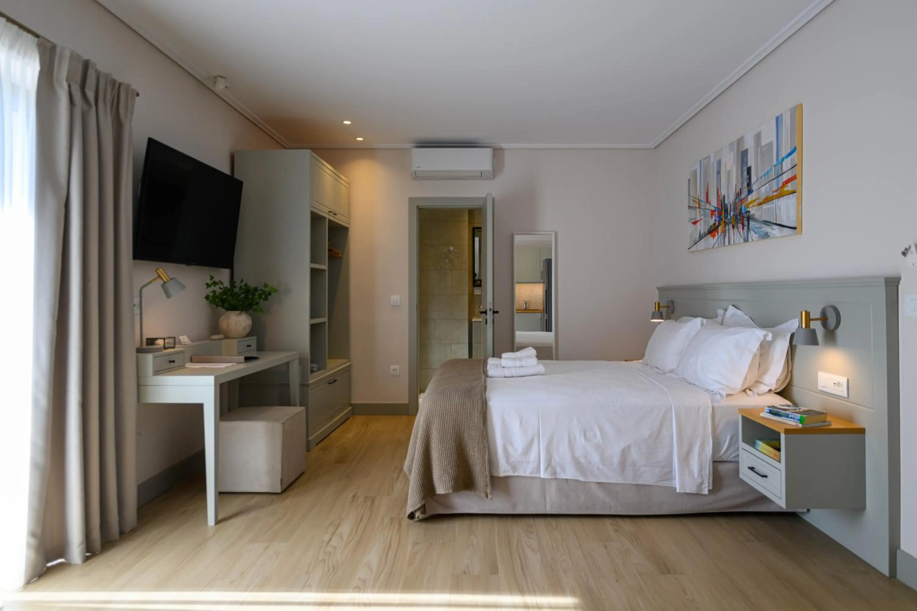 Bed in Kannas Mani Luxury Suites -Adults Friendly 14 Plus