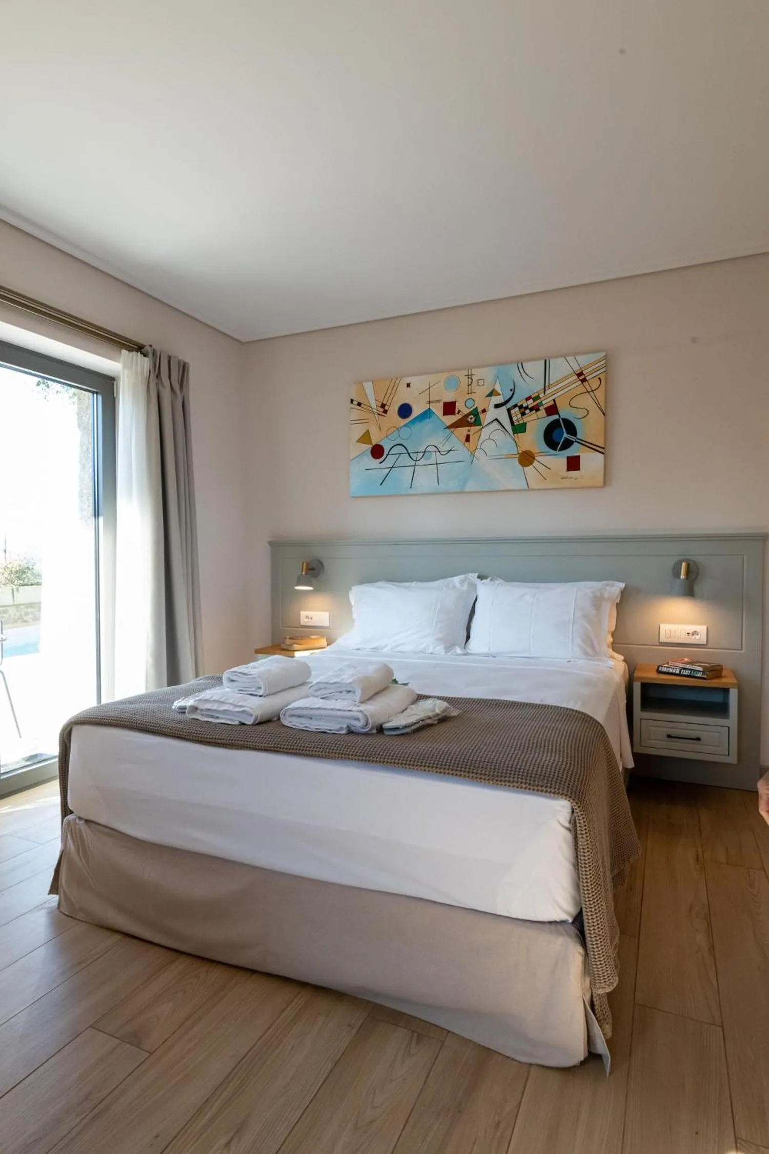 Bed in Kannas Mani Luxury Suites -Adults Friendly 14 Plus