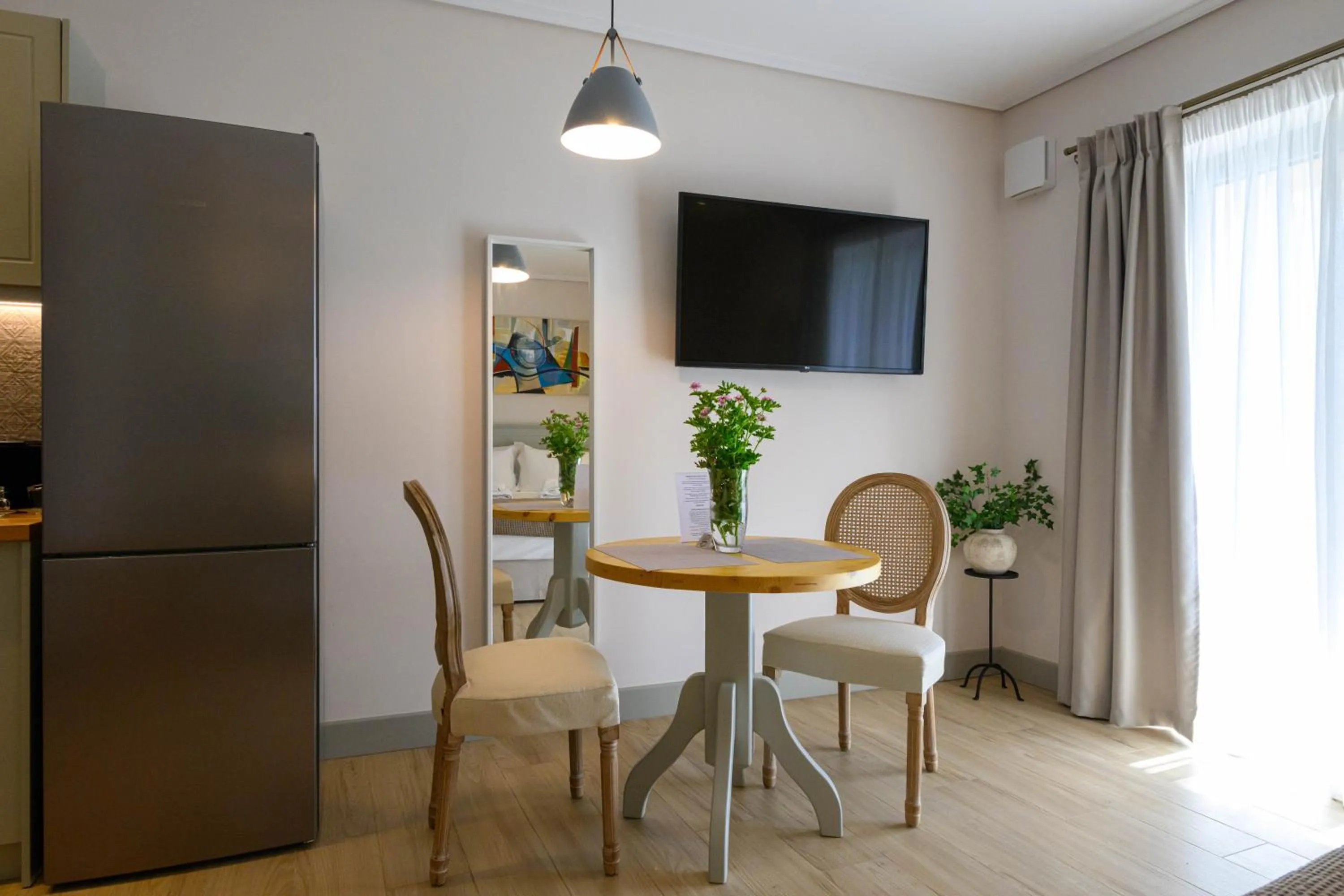 Kannas Mani Luxury Suites -Adults Friendly 14 Plus