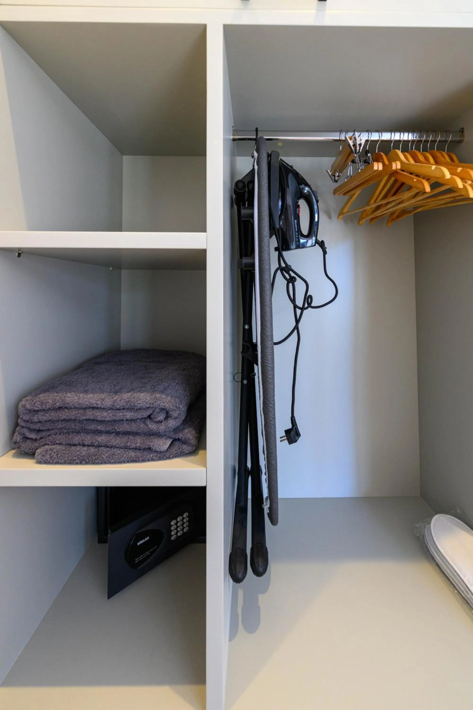 Kannas Mani Luxury Suites -Adults Friendly 14 Plus