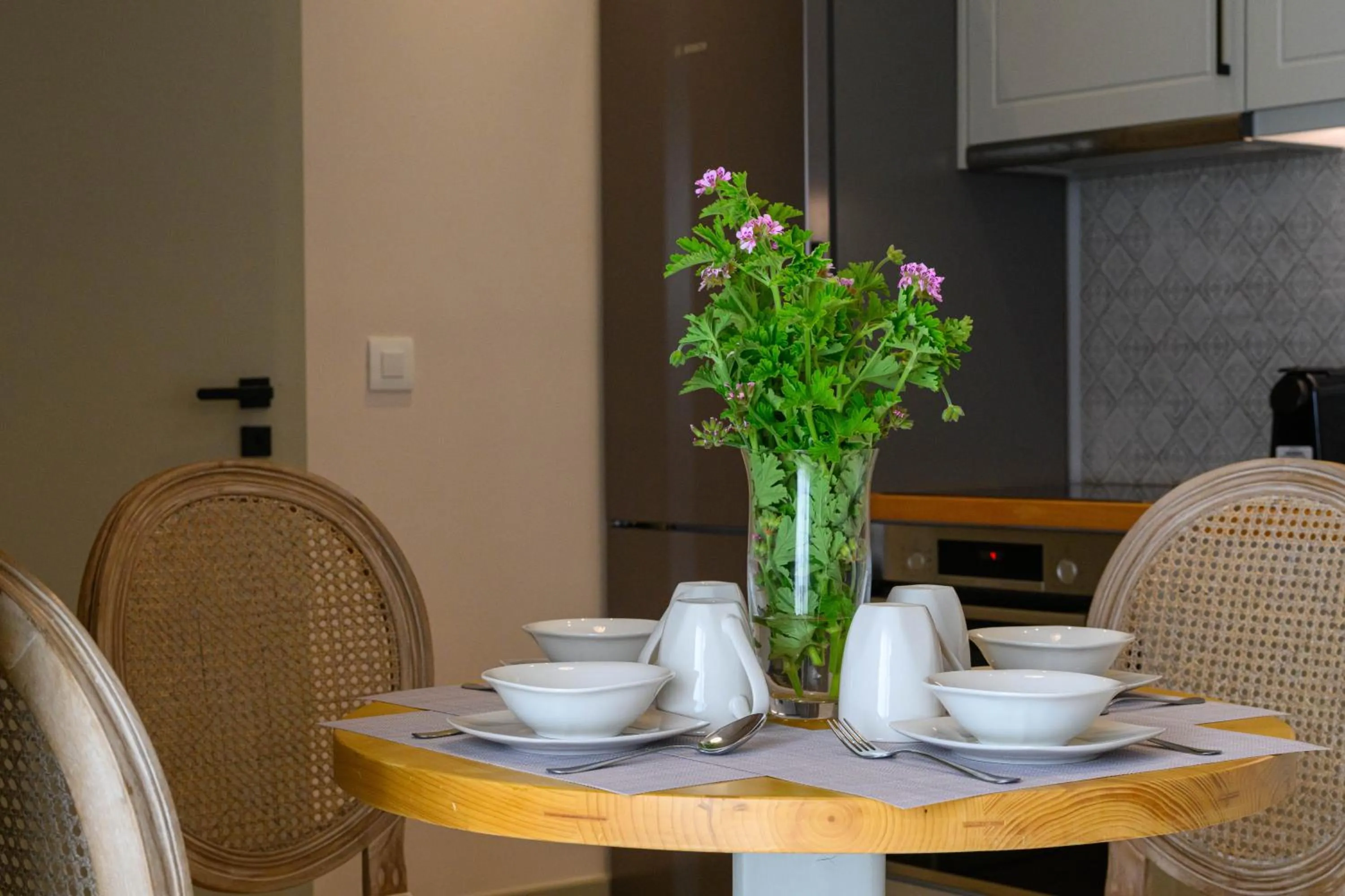 Kannas Mani Luxury Suites -Adults Friendly 14 Plus