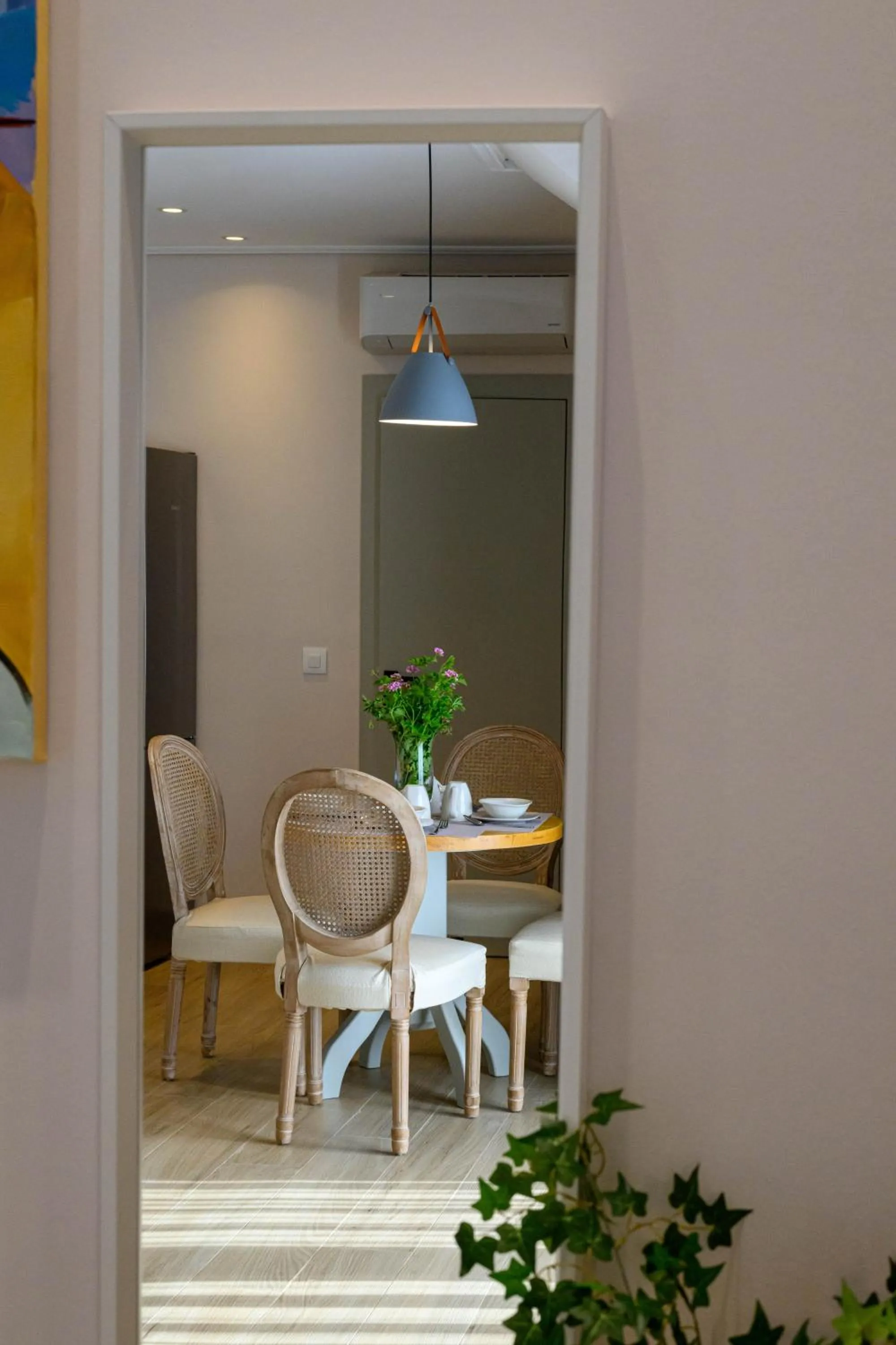 Kannas Mani Luxury Suites -Adults Friendly 14 Plus