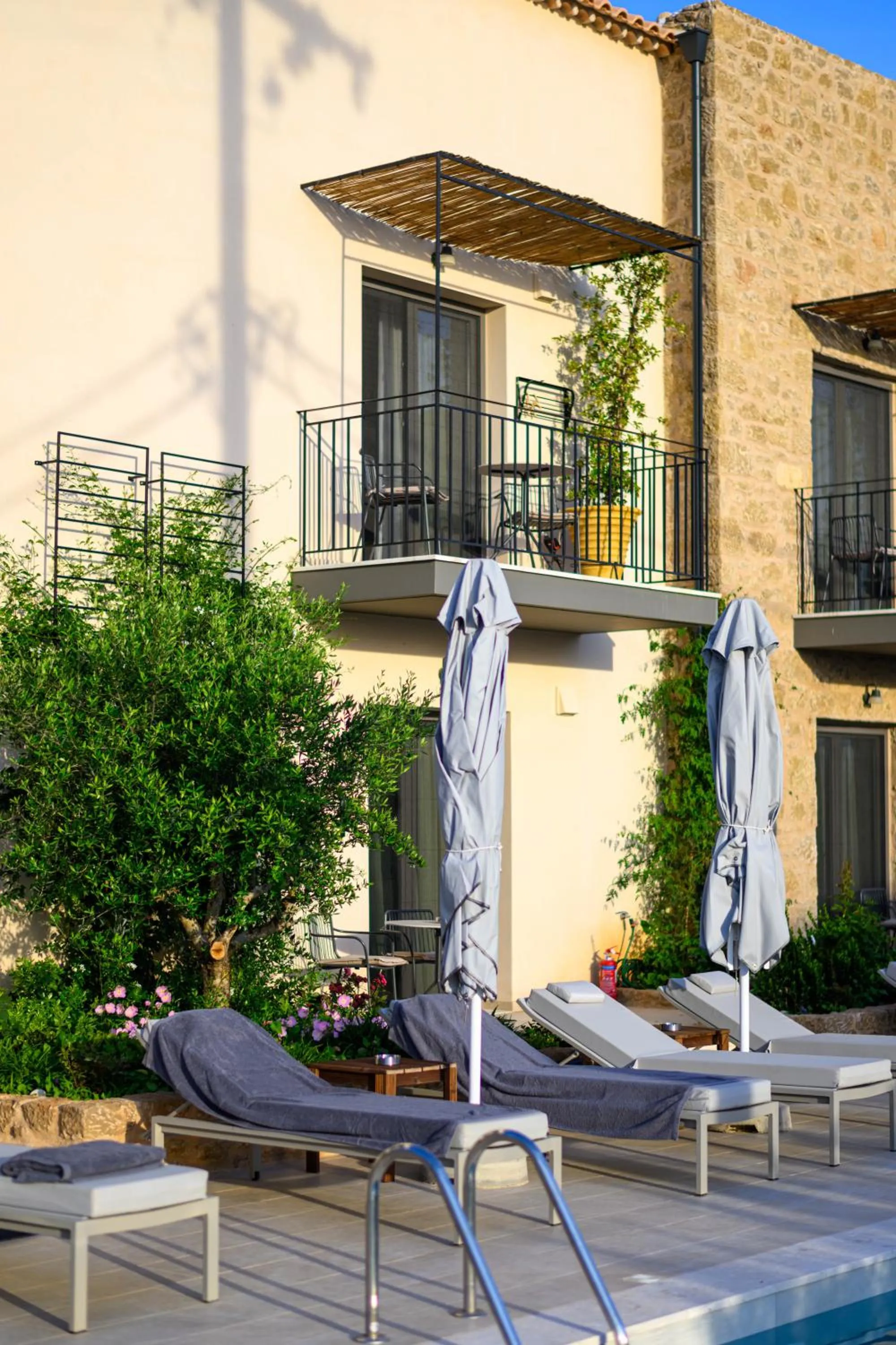 Kannas Mani Luxury Suites -Adults Friendly 14 Plus