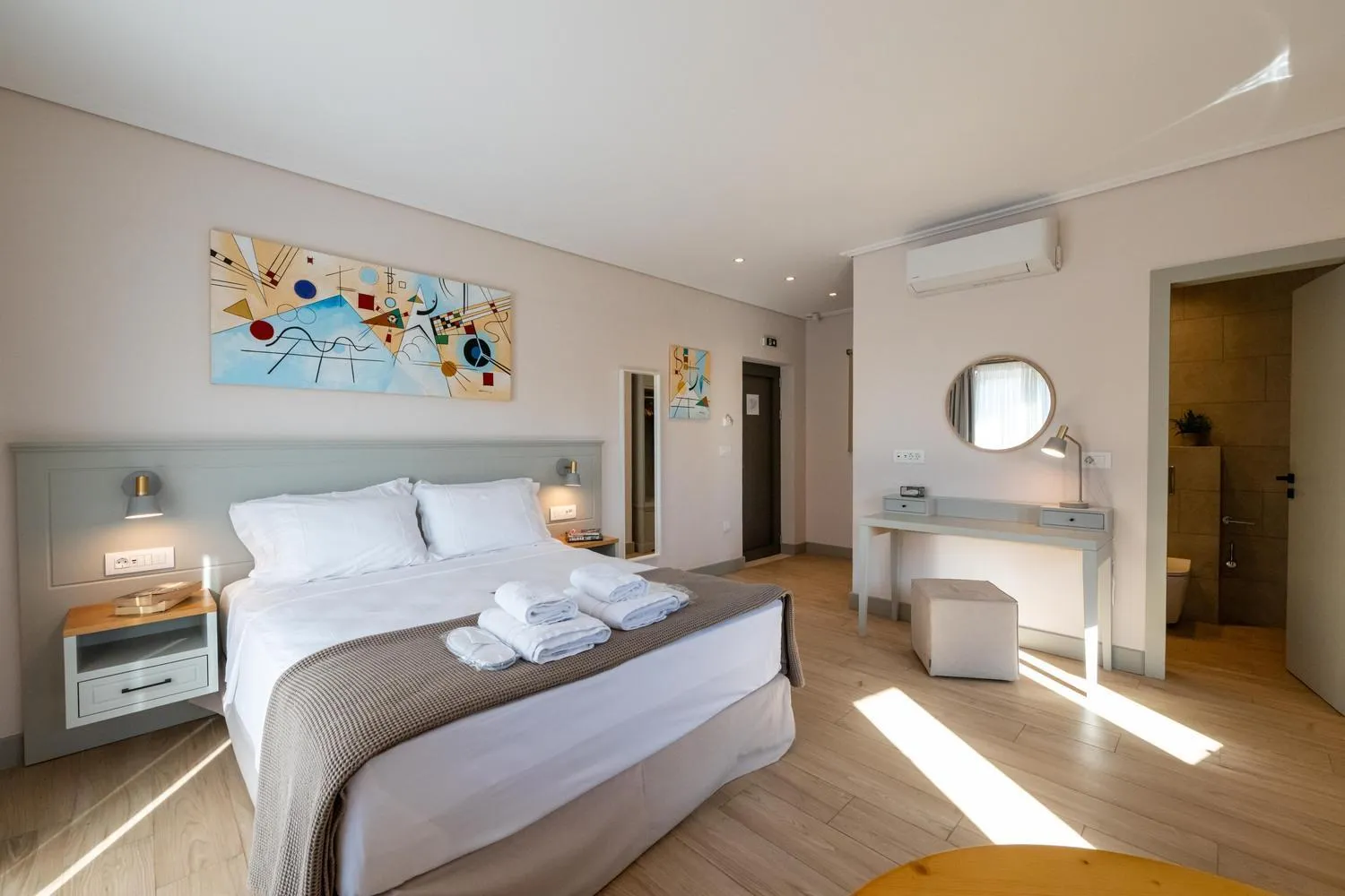 Bed in Kannas Mani Luxury Suites -Adults Friendly 14 Plus