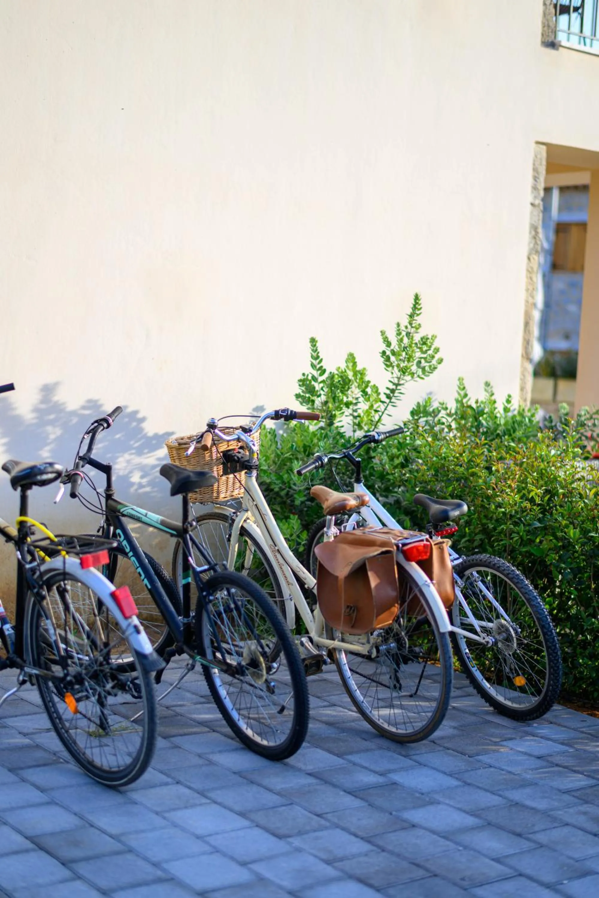 Kannas Mani Luxury Suites -Adults Friendly 14 Plus