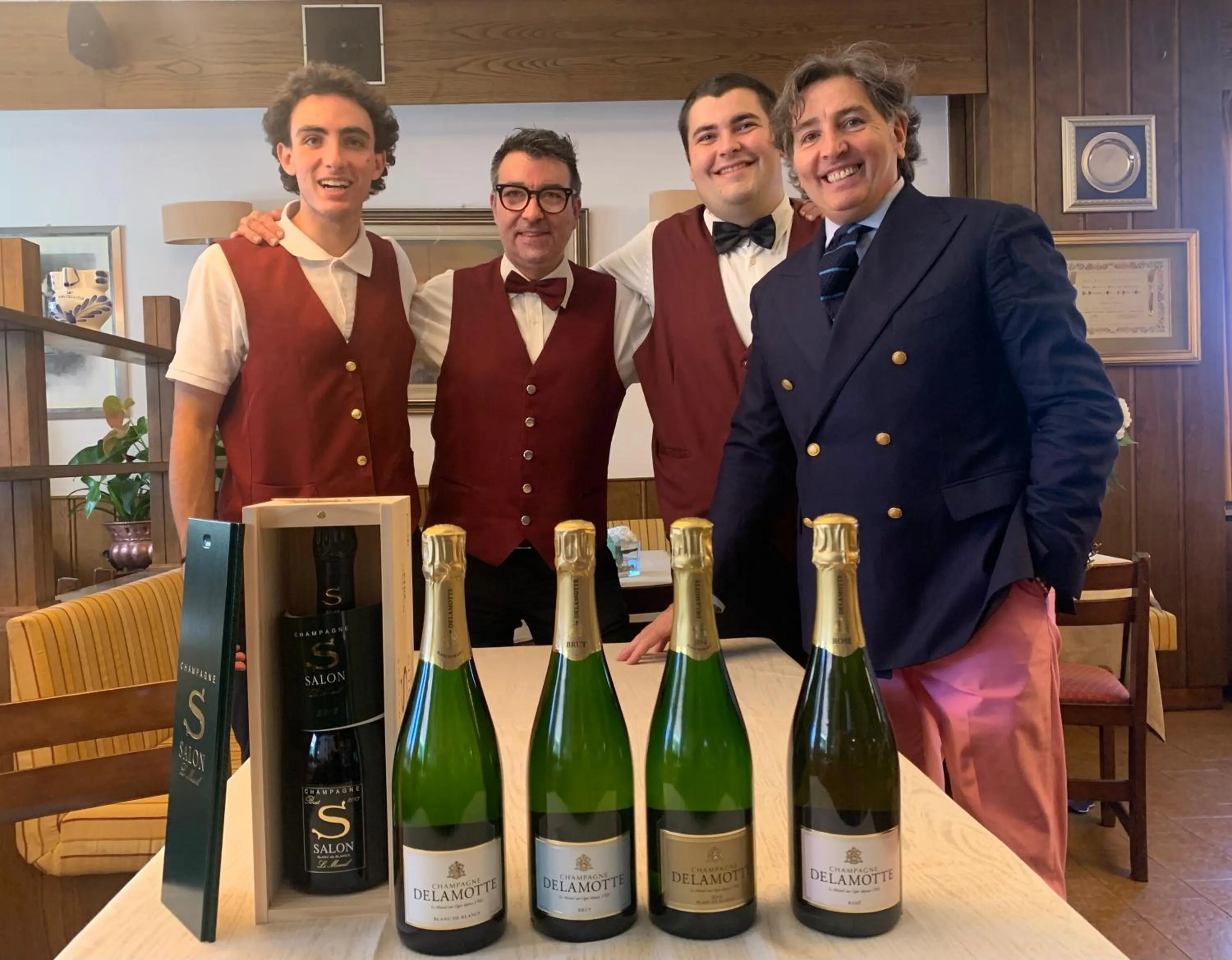 Restaurant/places to eat in Hotel Sassella