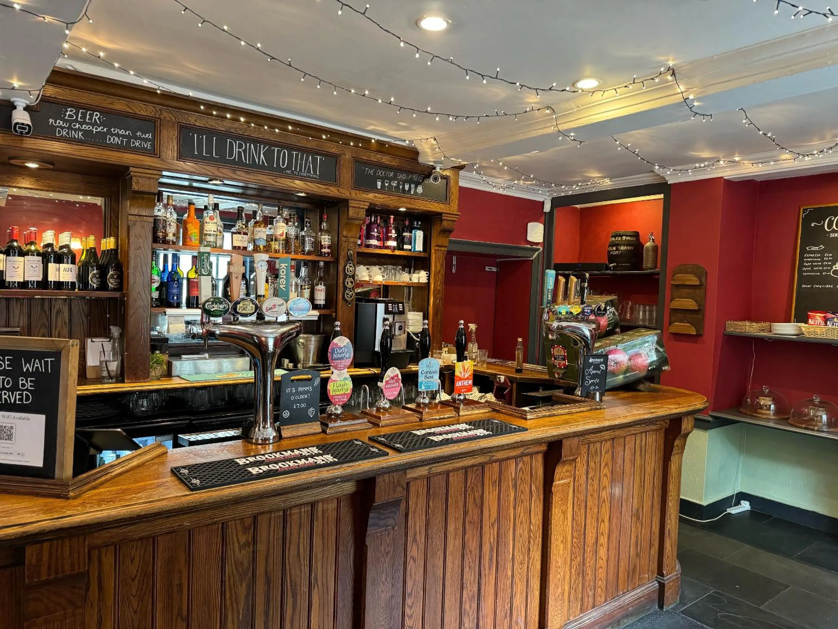 Drinks in Spread Eagle Inn