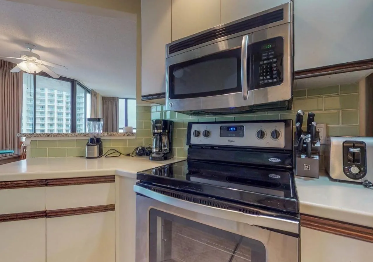 Surfside Resort by TO