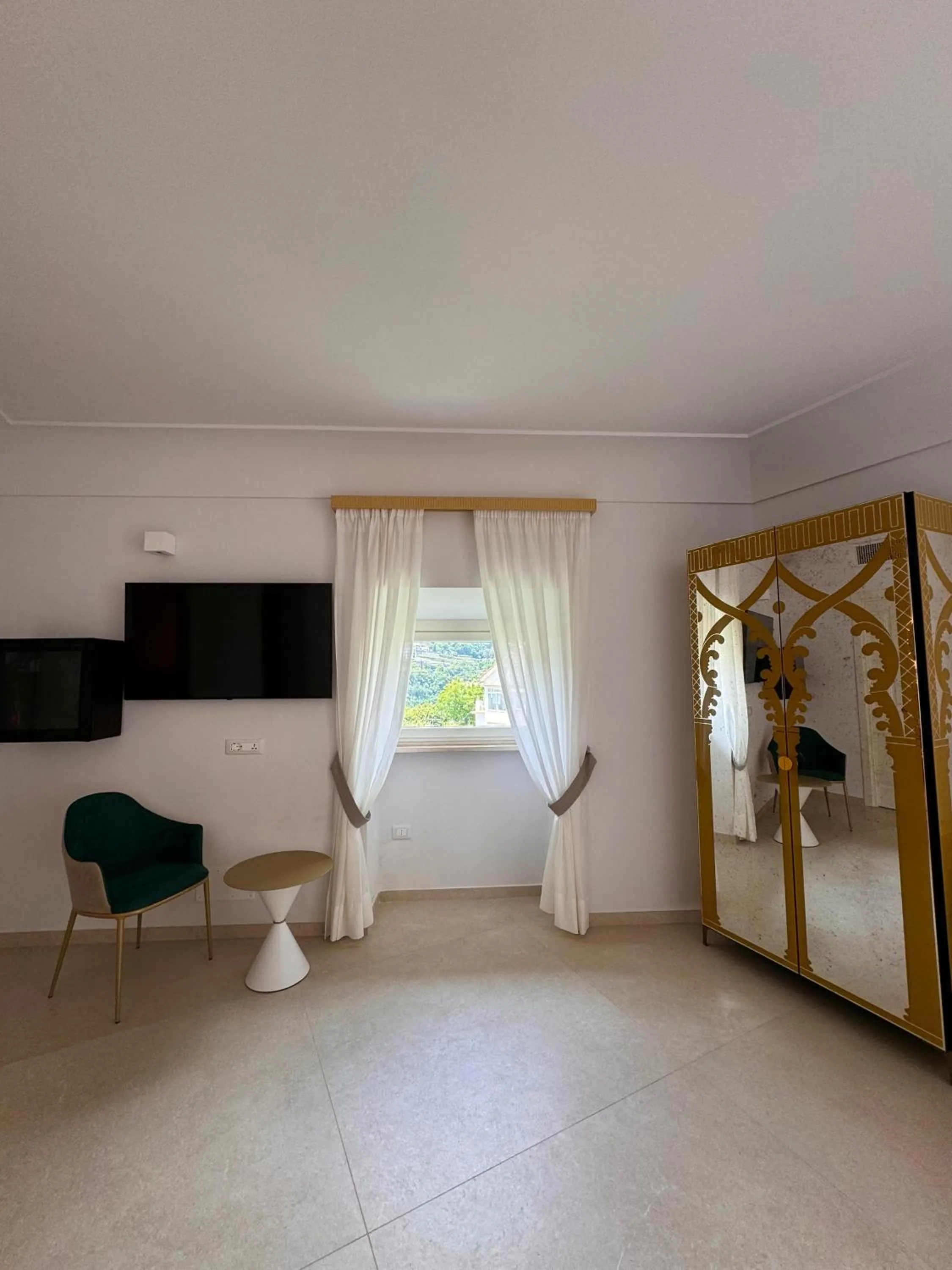 Bedroom, Bed in Hotel Rufolo