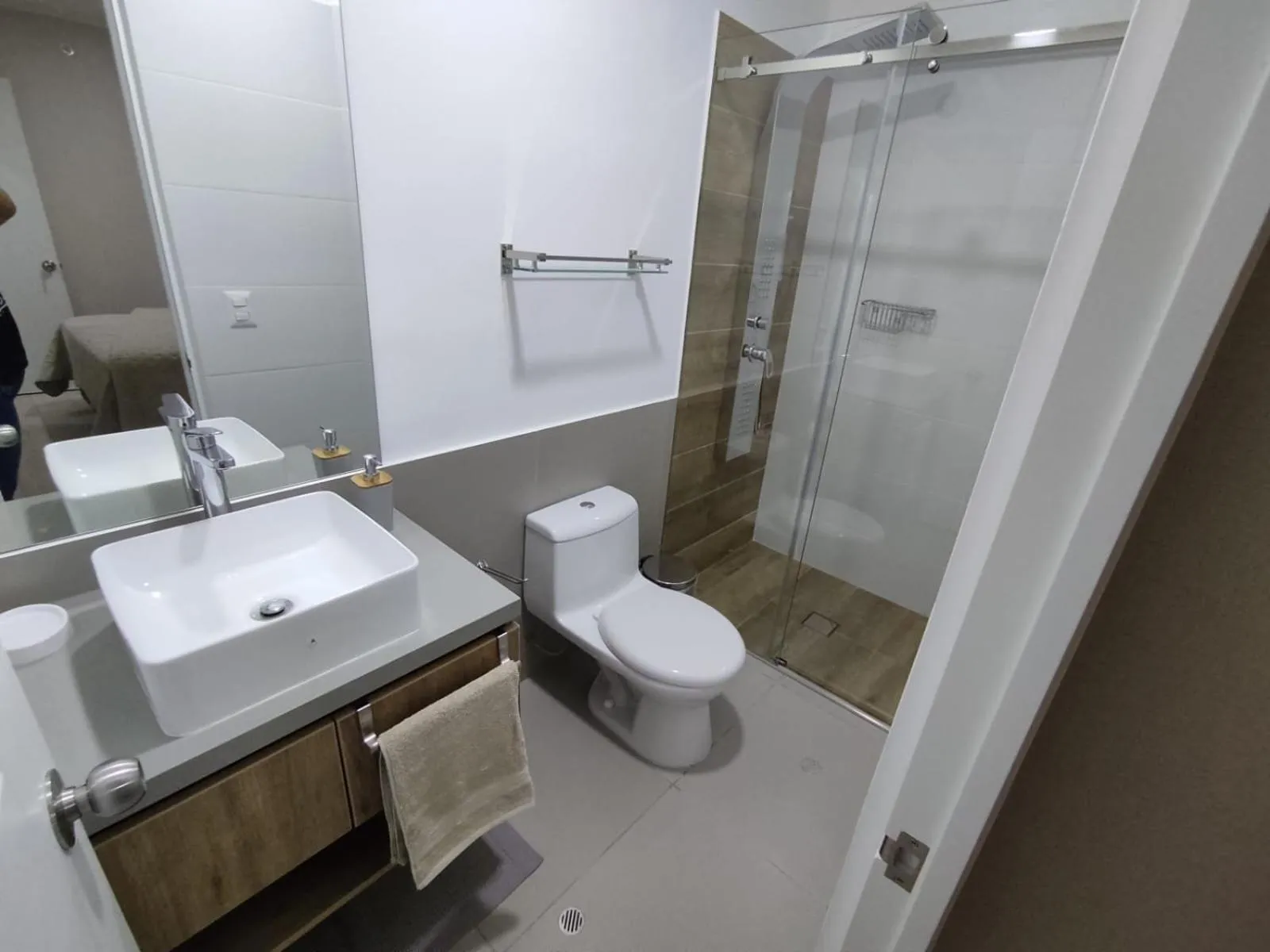 Bathroom in Epiqe Manuel Olguin 600