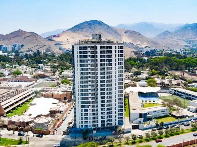 Bird's eye view in Epiqe Manuel Olguin 600