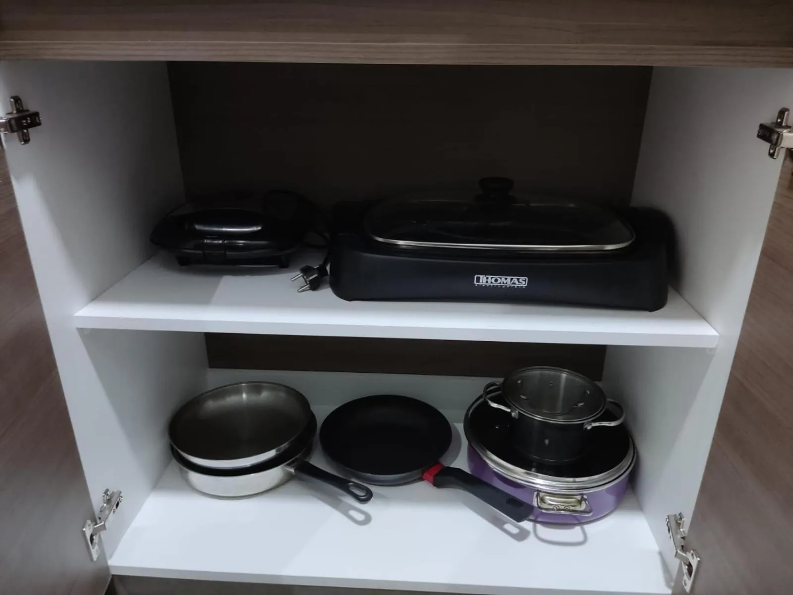 Coffee/tea facilities in Epiqe Manuel Olguin 600