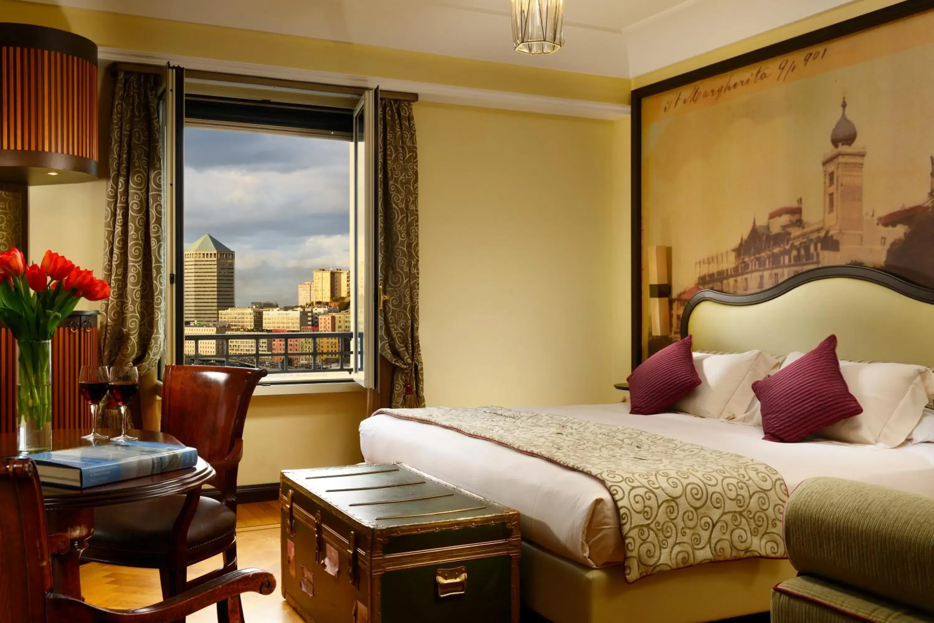 Photo of the whole room, Bed in Grand Hotel Savoia Photo of the whole room, Bed in Grand Hotel Savoia