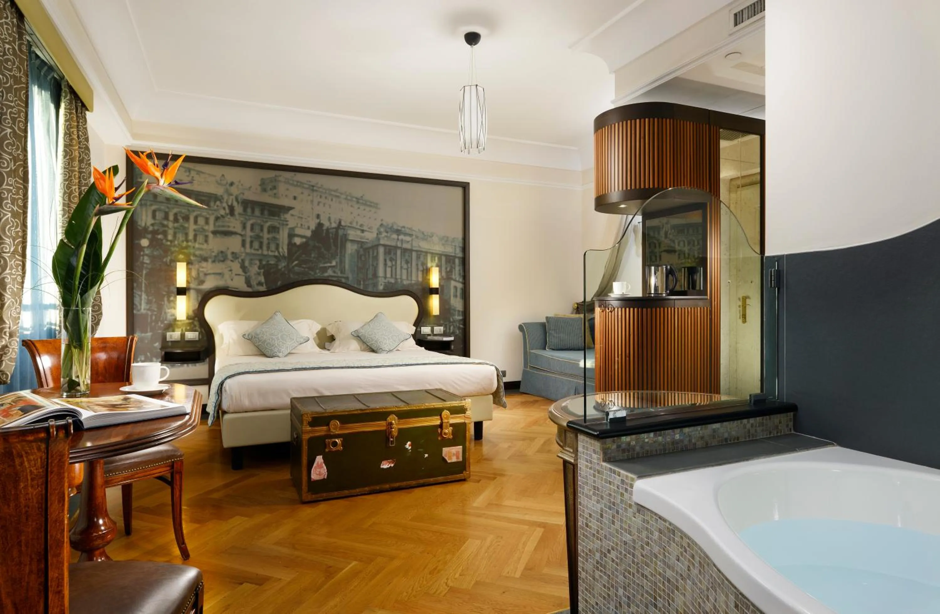 Photo of the whole room, Bed in Grand Hotel Savoia