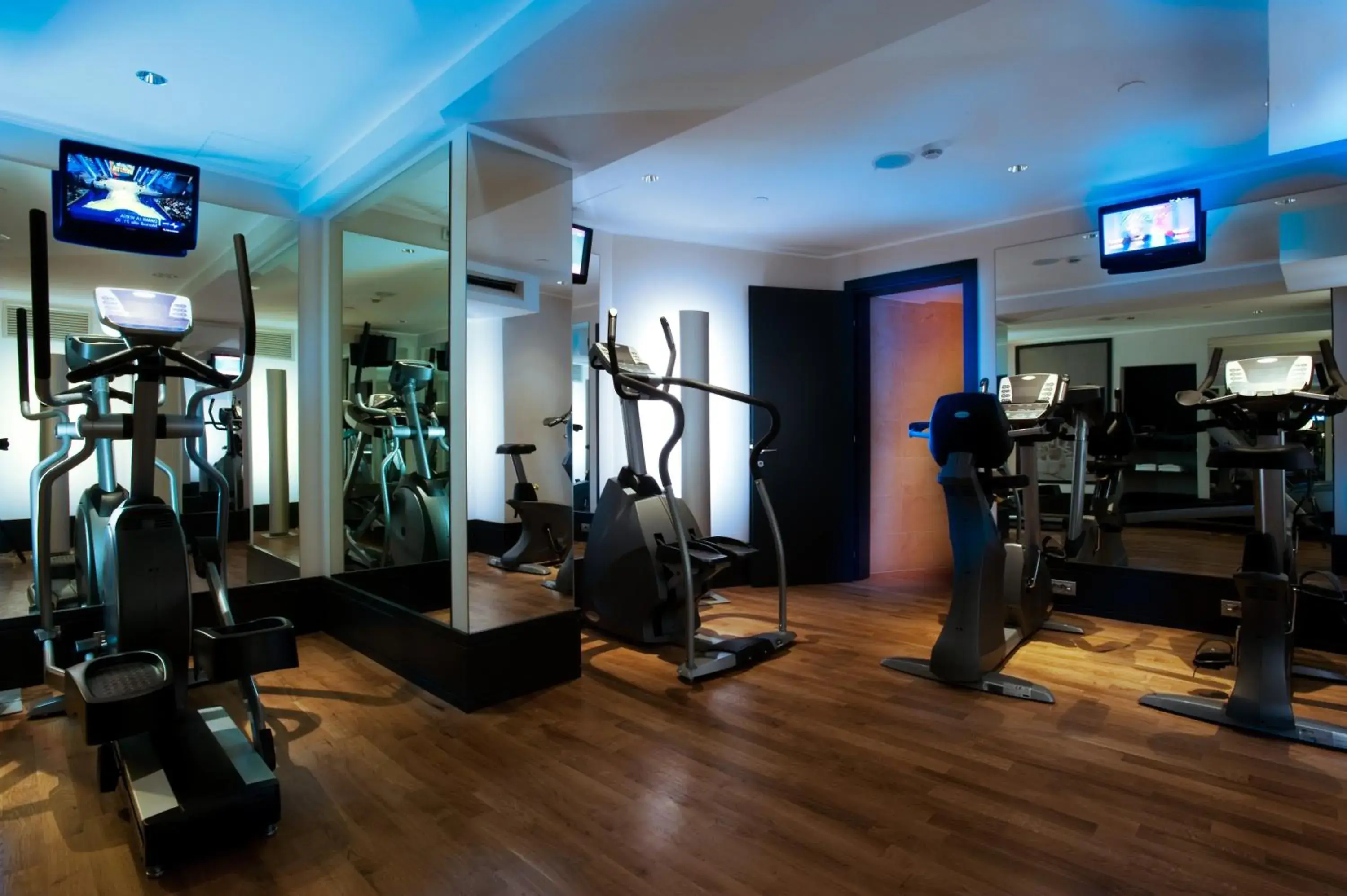 Fitness centre/facilities in Grand Hotel Savoia Fitness centre/facilities in Grand Hotel Savoia