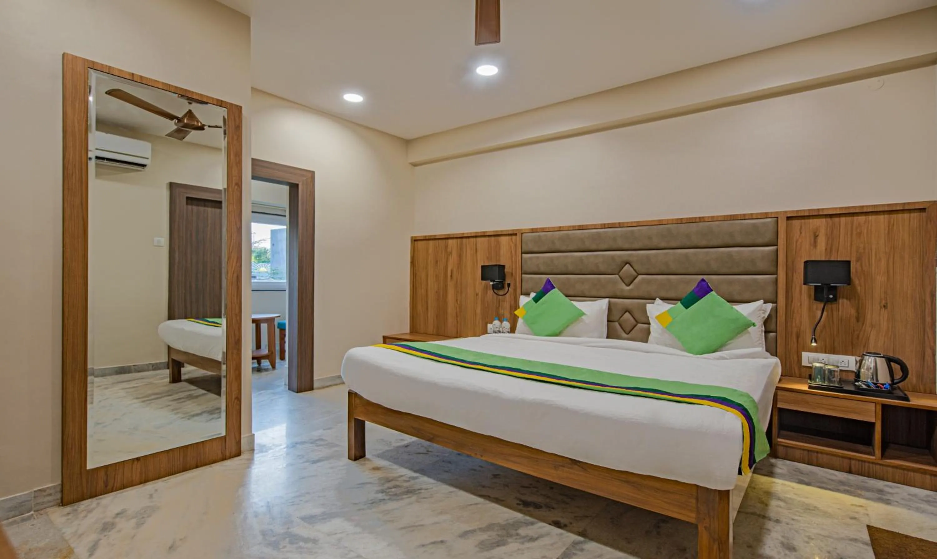 Bedroom, Bed in Treebo Gyani's