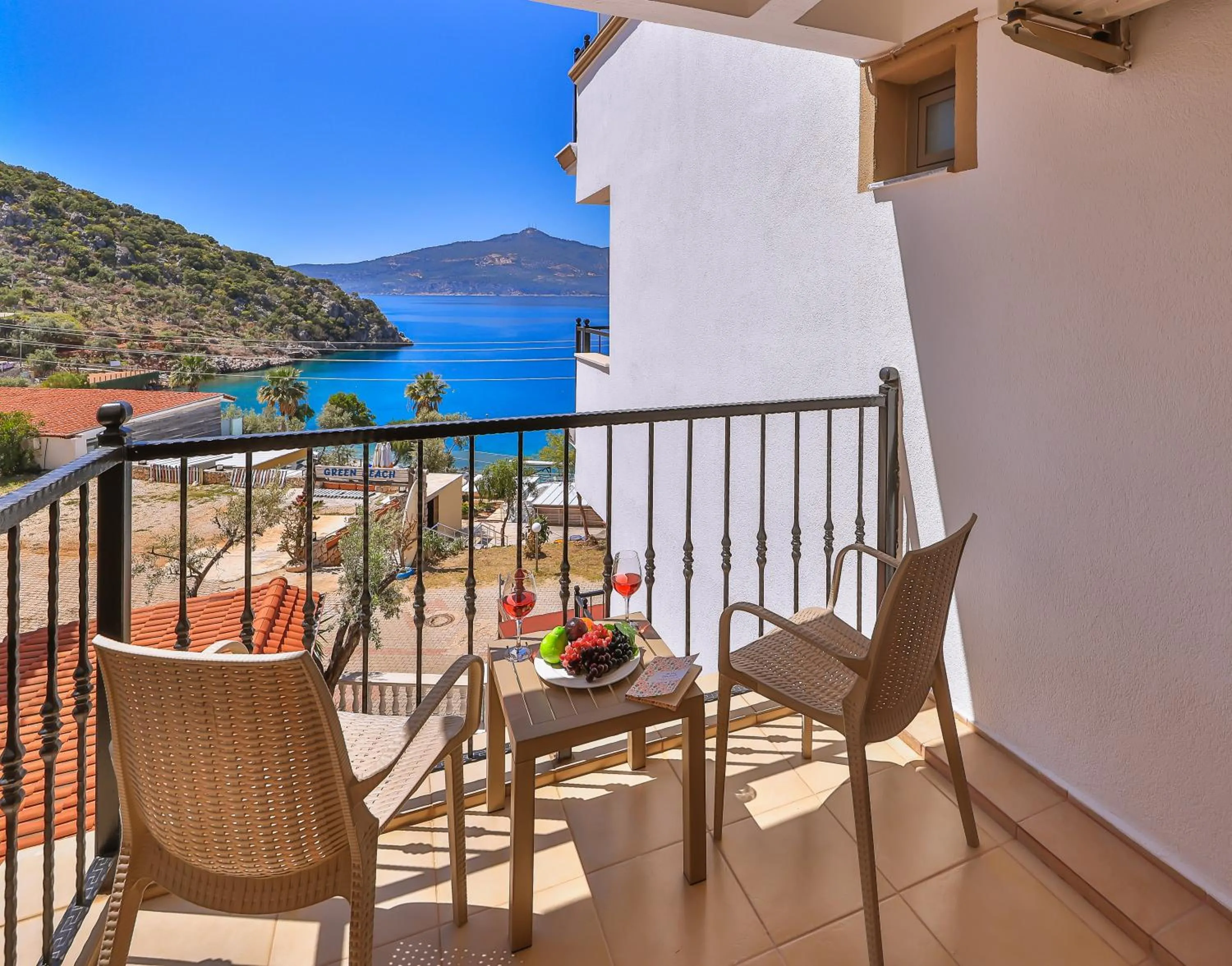 Double Room with Balcony and Sea View in Kuluhana Hotel & Villas Kalkan