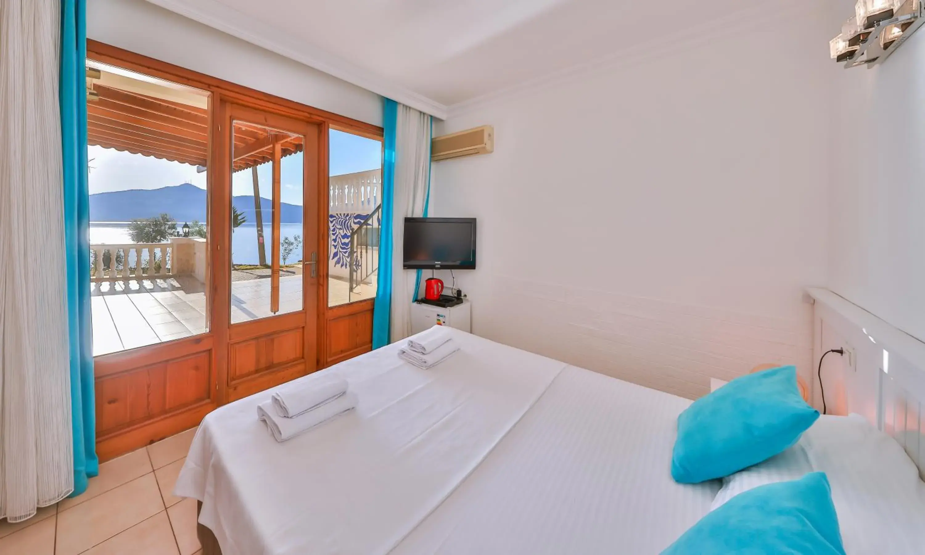Economy Double Room in Kuluhana Hotel & Villas Kalkan Economy Double Room in Kuluhana Hotel & Villas Kalkan