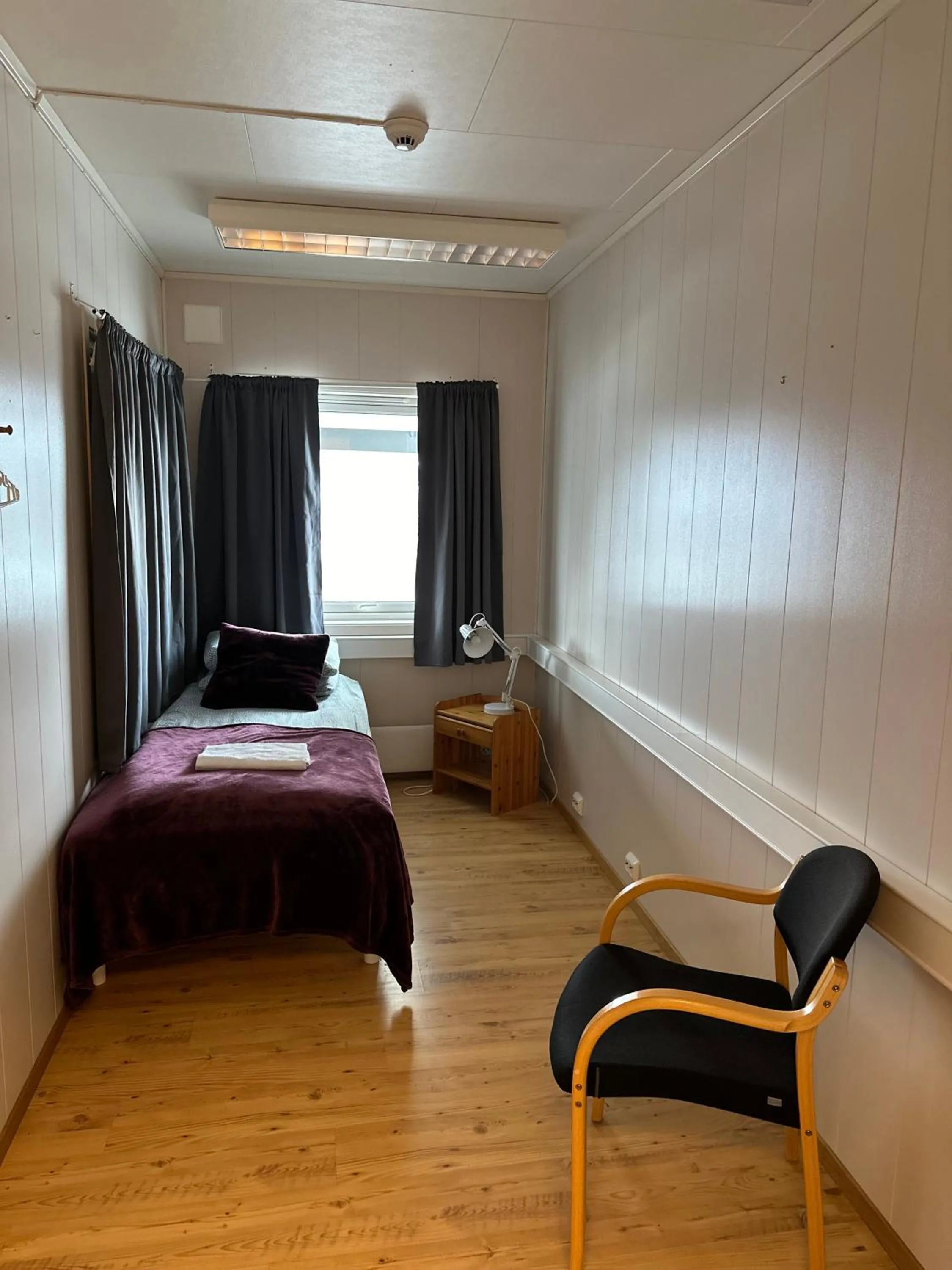 Single Room in Storfossen Hostel