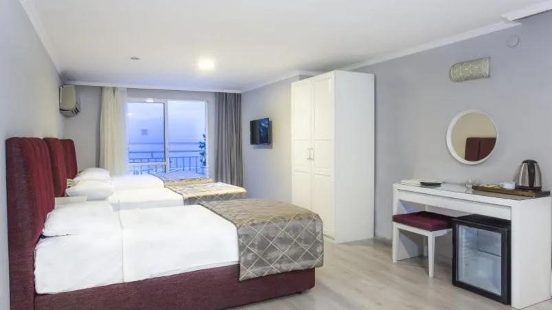 TV and multimedia, Bed in Hotel Mavi Deniz