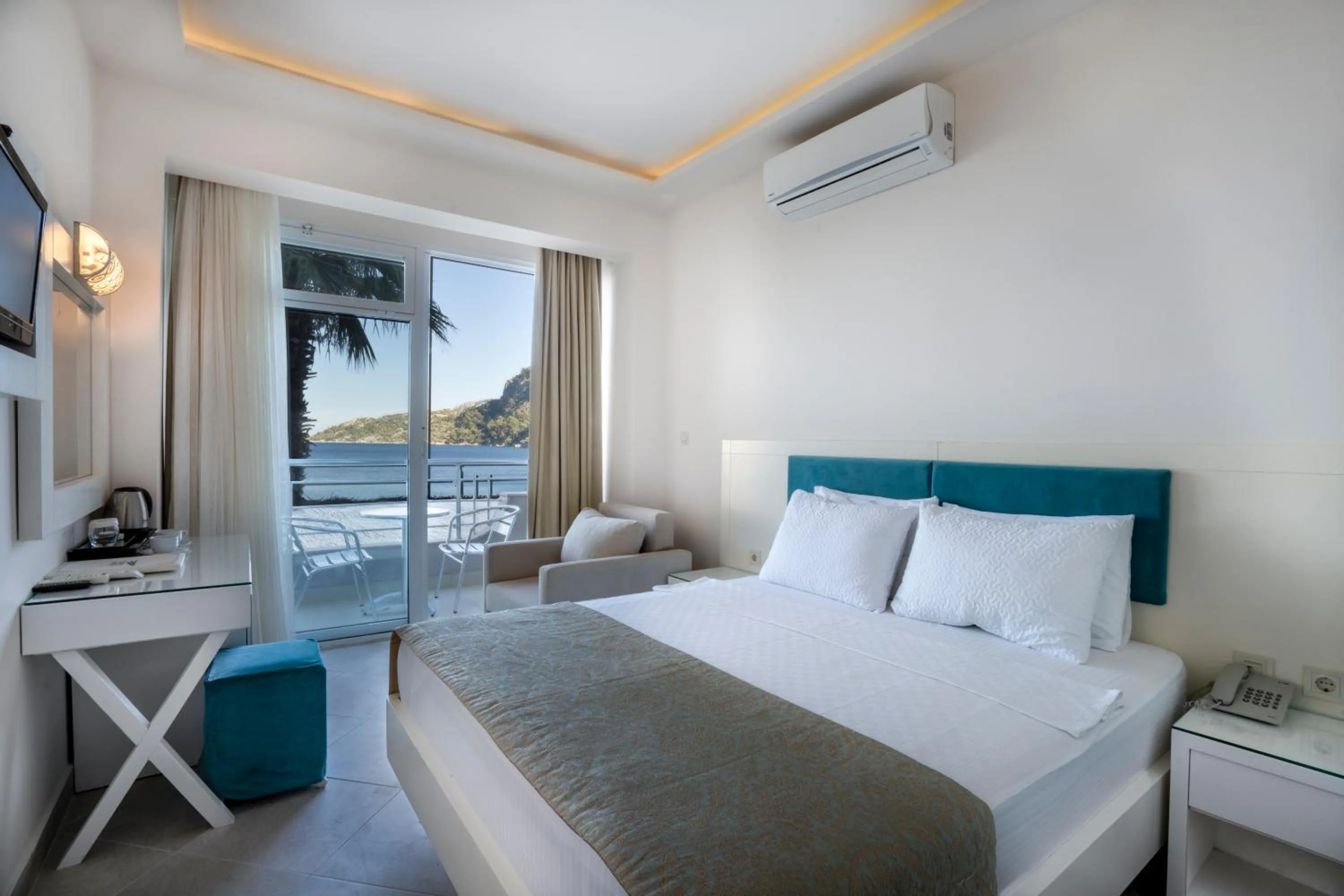 Bed in Hotel Mavi Deniz