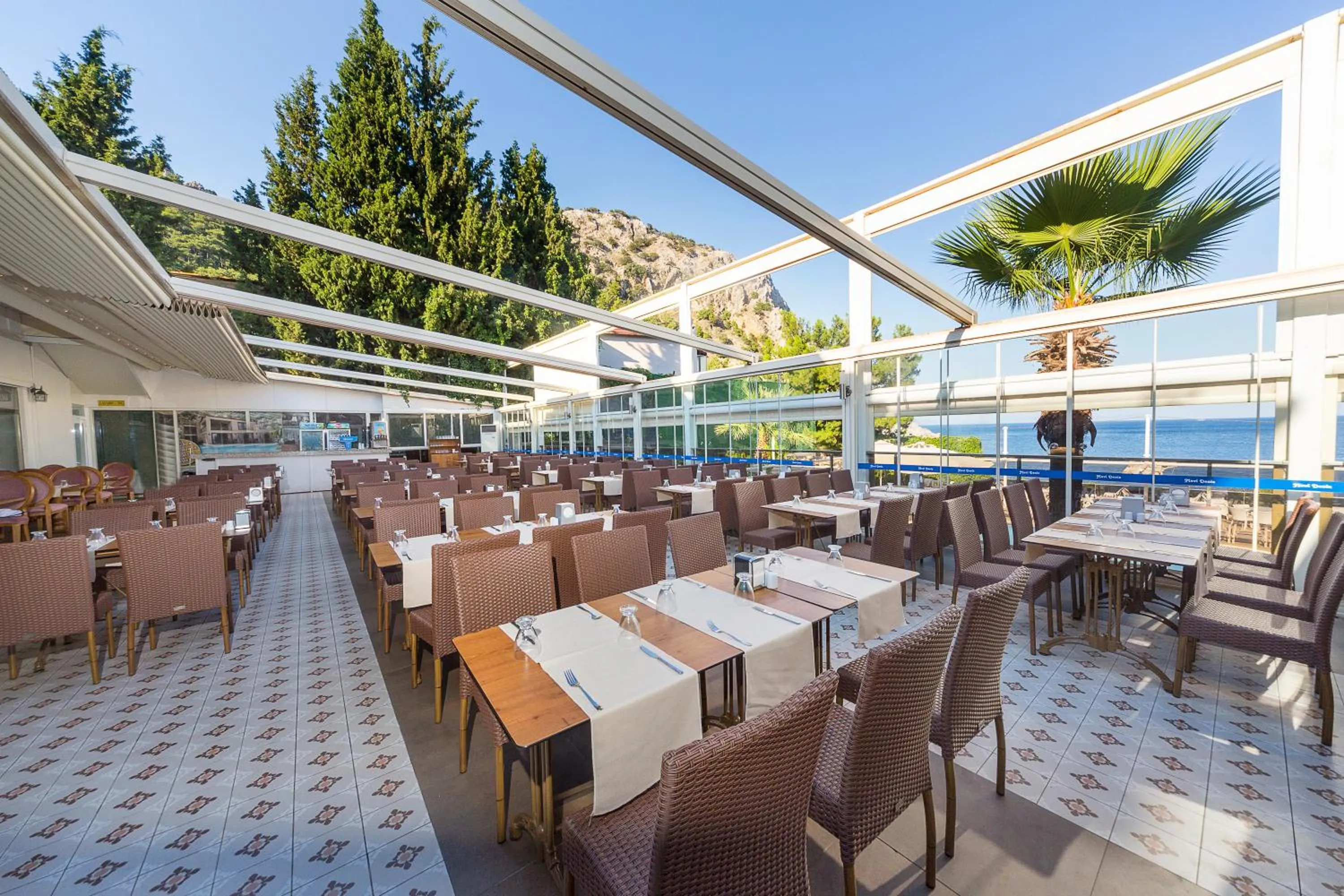 Restaurant/places to eat in Hotel Mavi Deniz