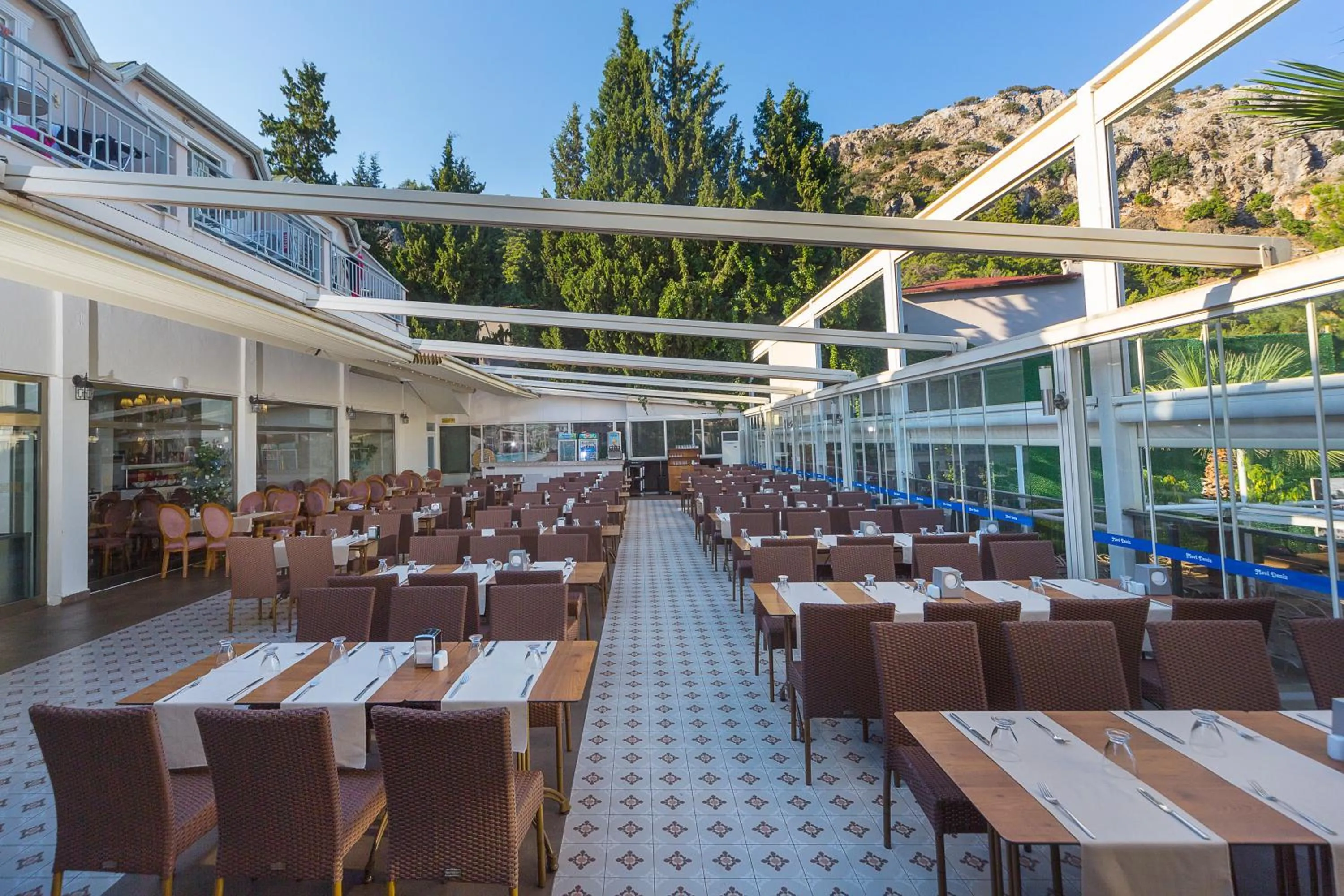 Restaurant/places to eat in Hotel Mavi Deniz