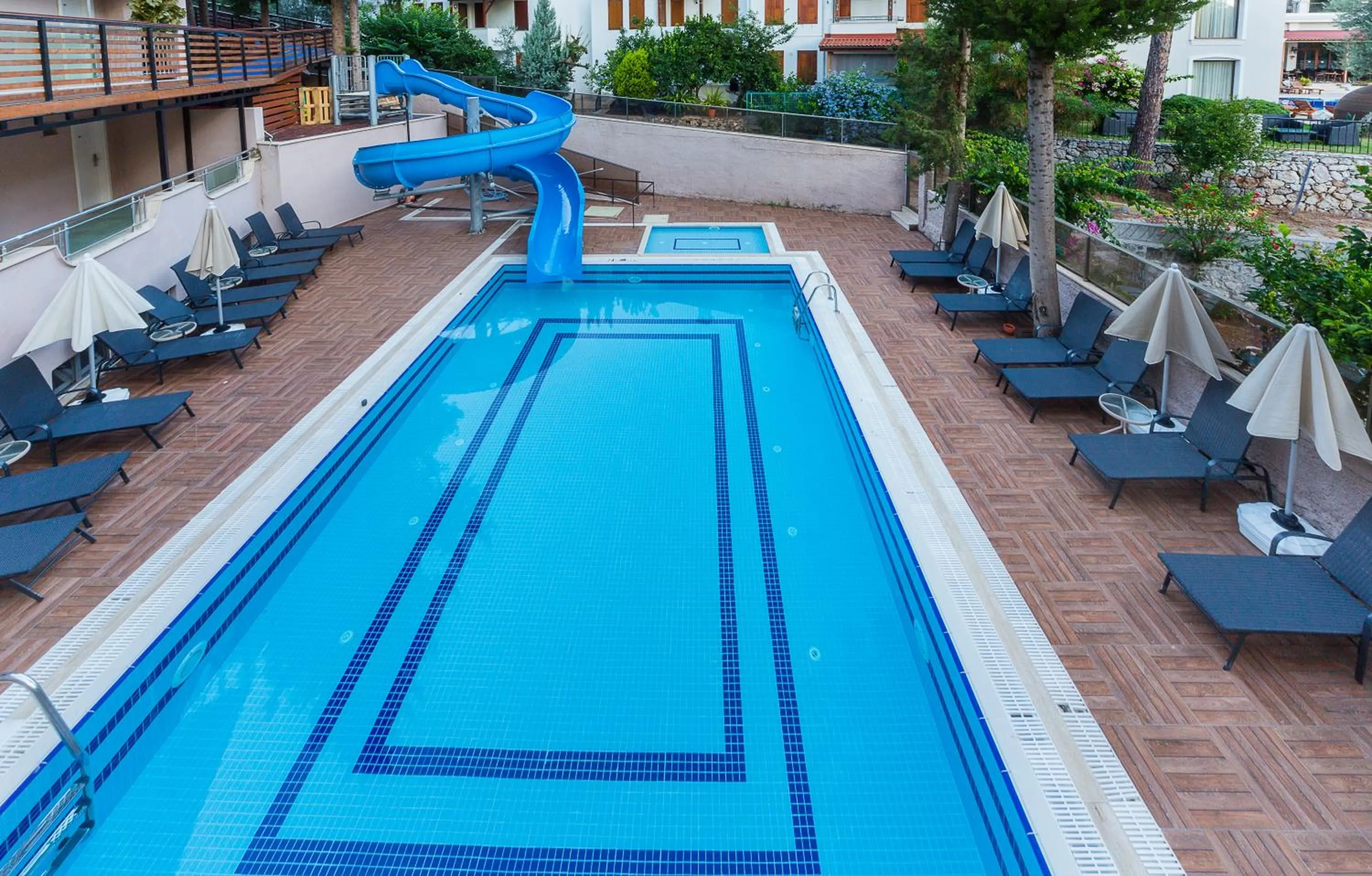 Swimming pool in Hotel Mavi Deniz