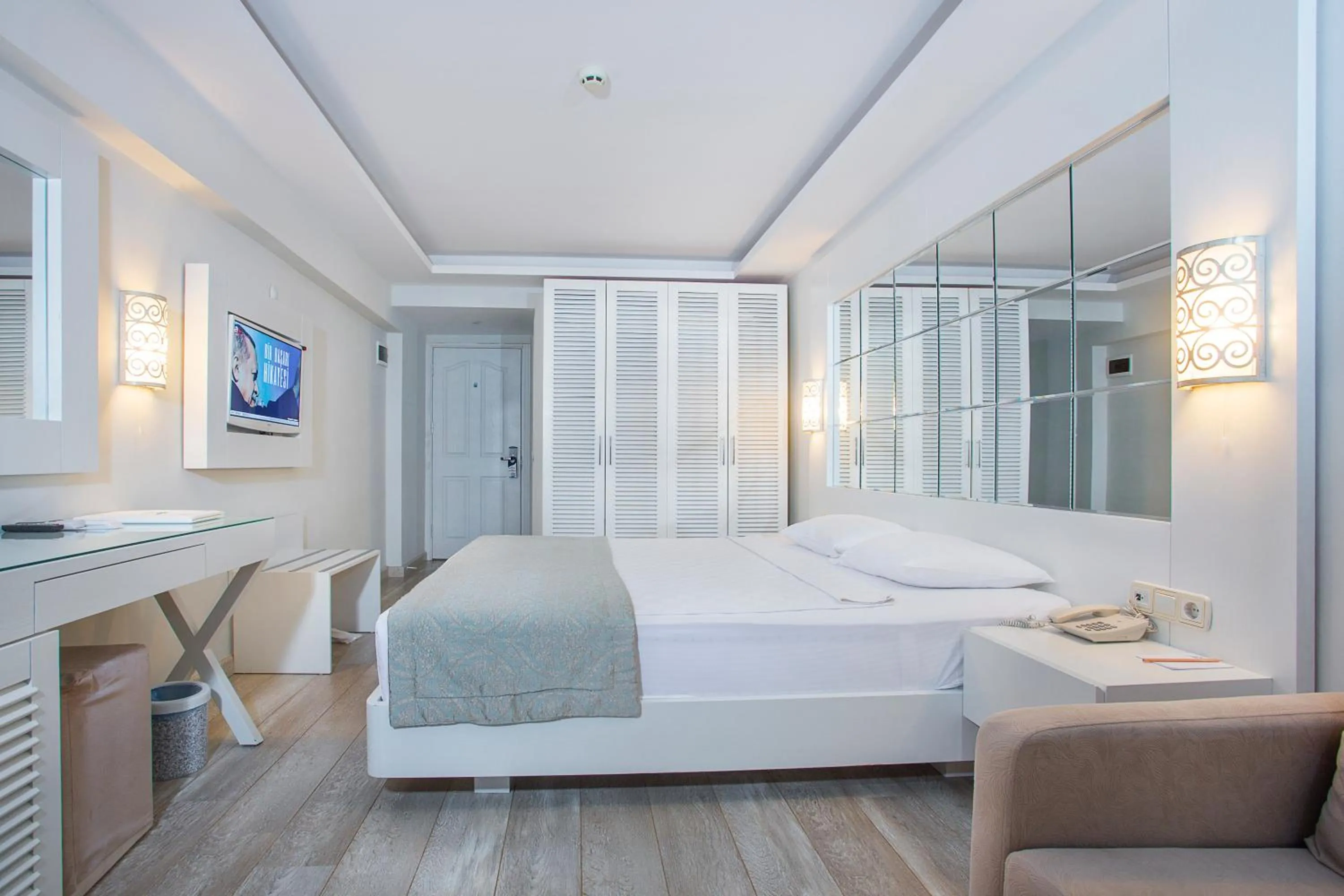 Bed in Hotel Mavi Deniz