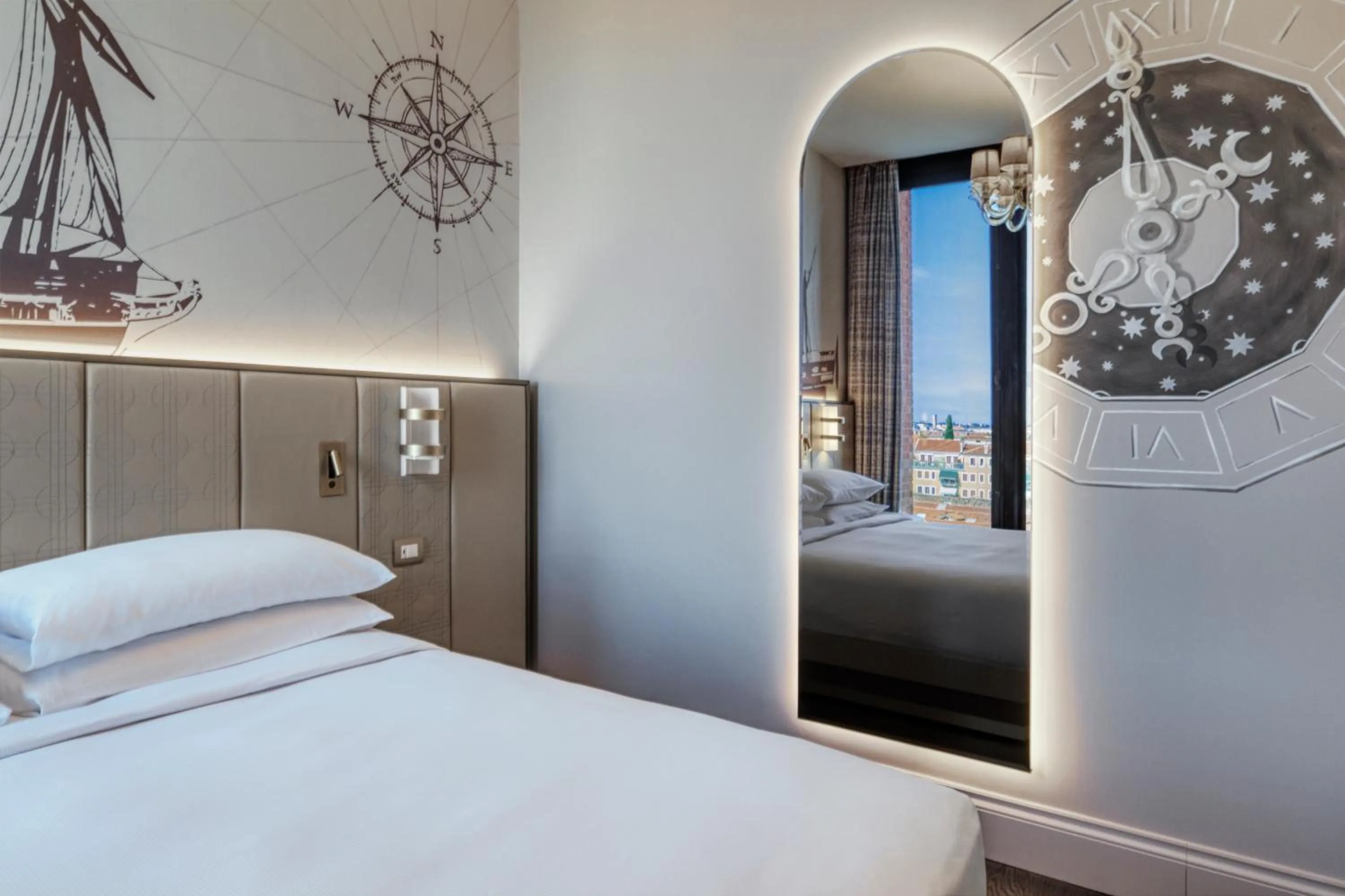 Bedroom, Bed in Hilton Molino Stucky Venice
